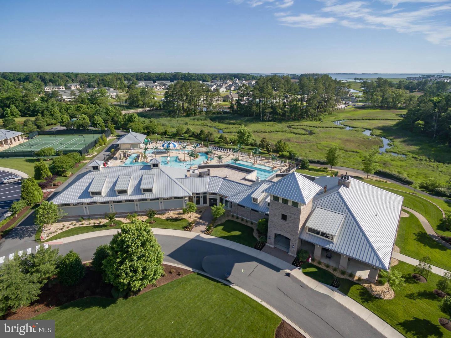 BAY FOREST CLUB - Residential