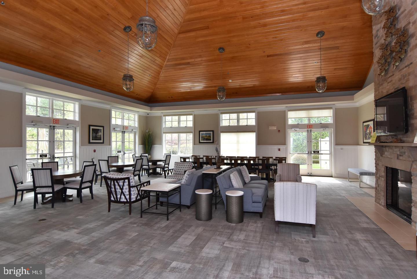 BAY FOREST CLUB - Residential