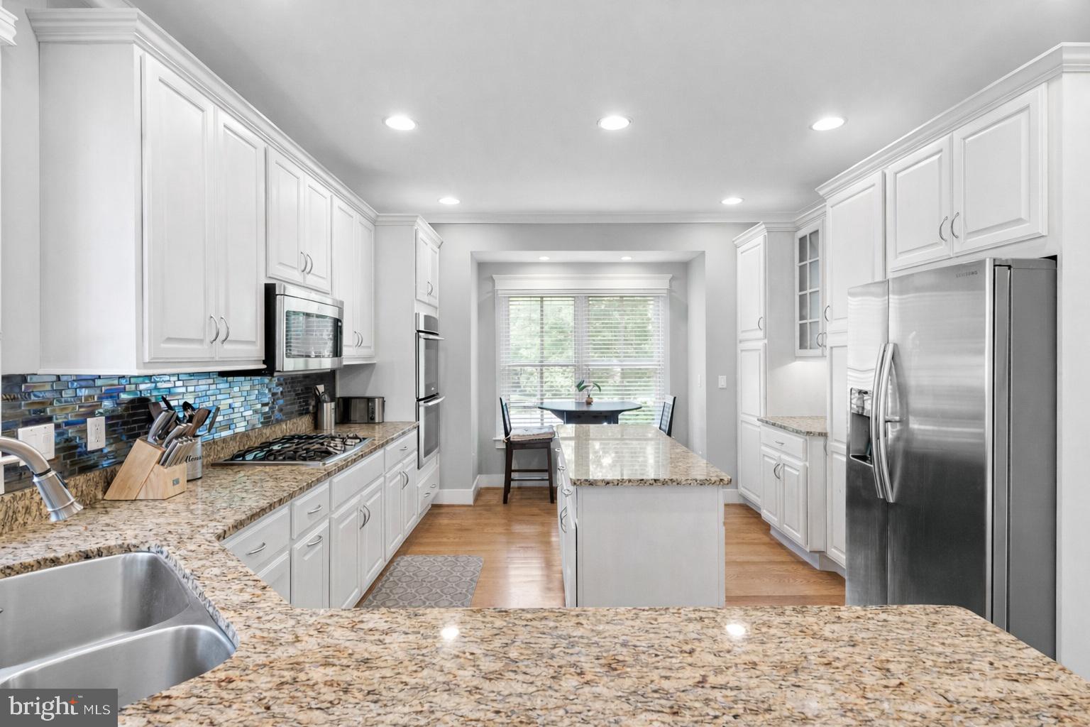 BAY FOREST CLUB - Residential