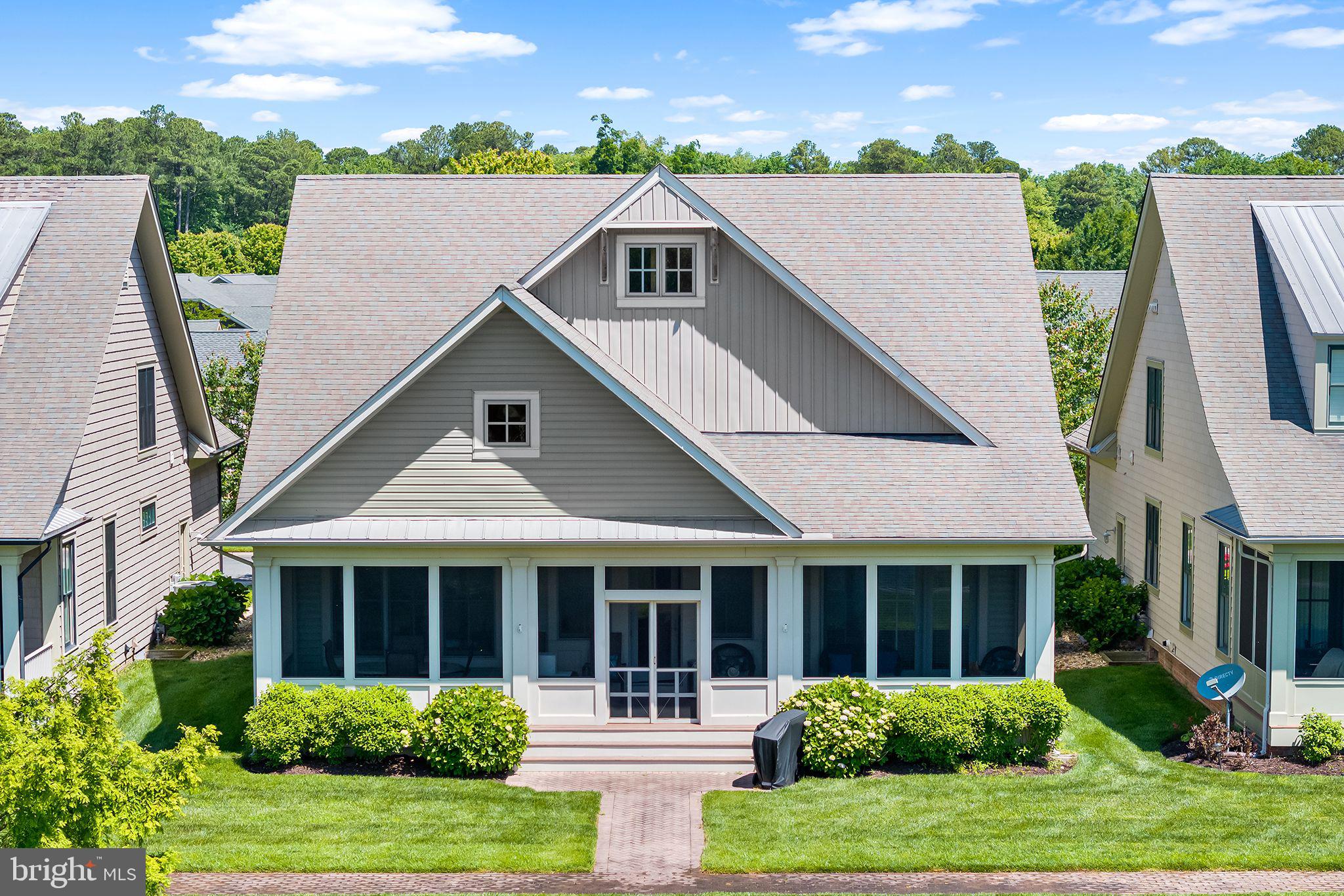 BAY FOREST CLUB - Residential