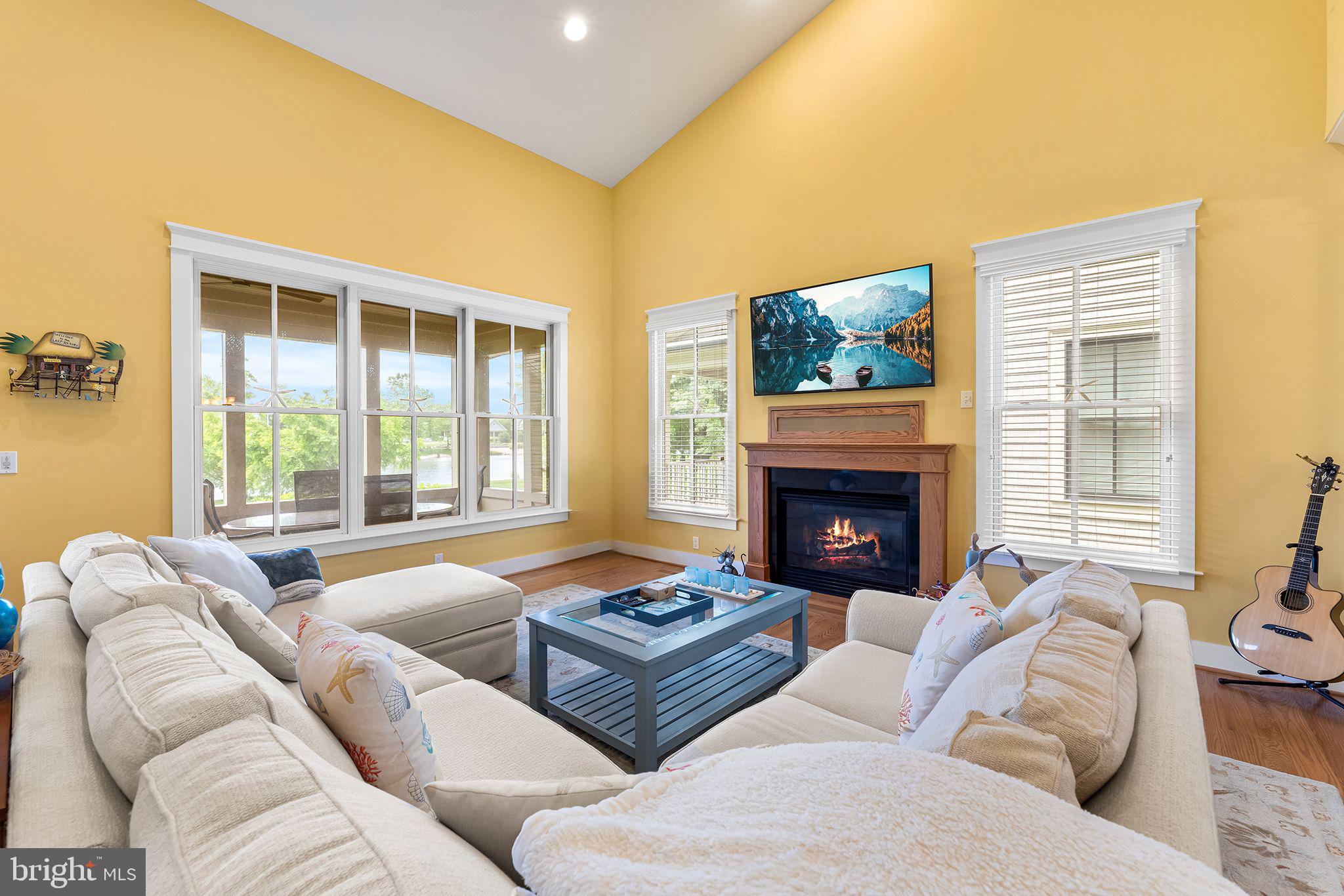 BAY FOREST CLUB - Residential