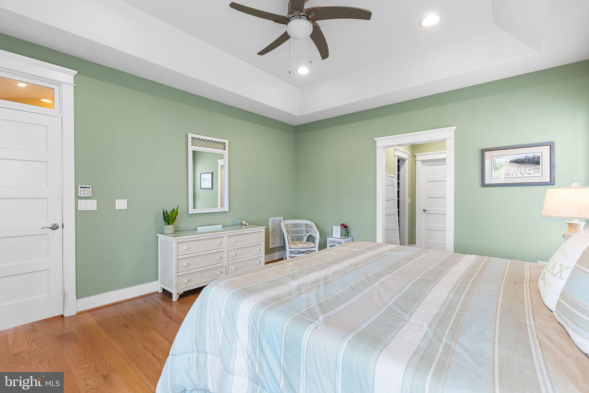 BAY FOREST CLUB - Residential