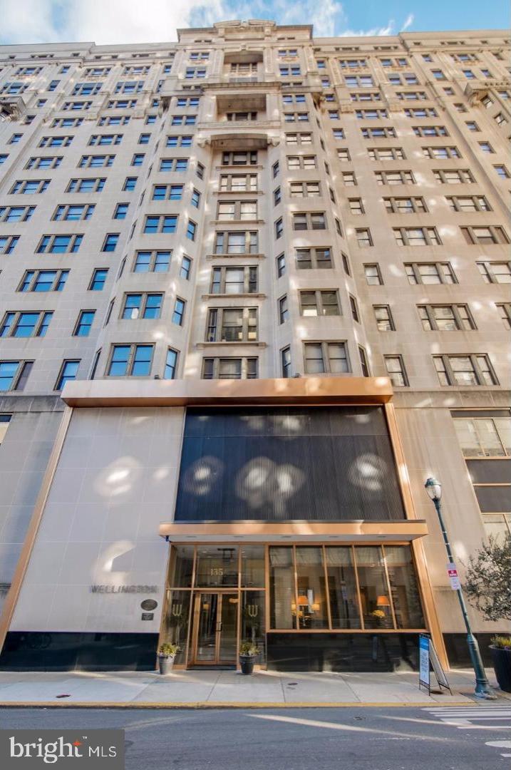 RITTENHOUSE SQUARE - Residential Lease