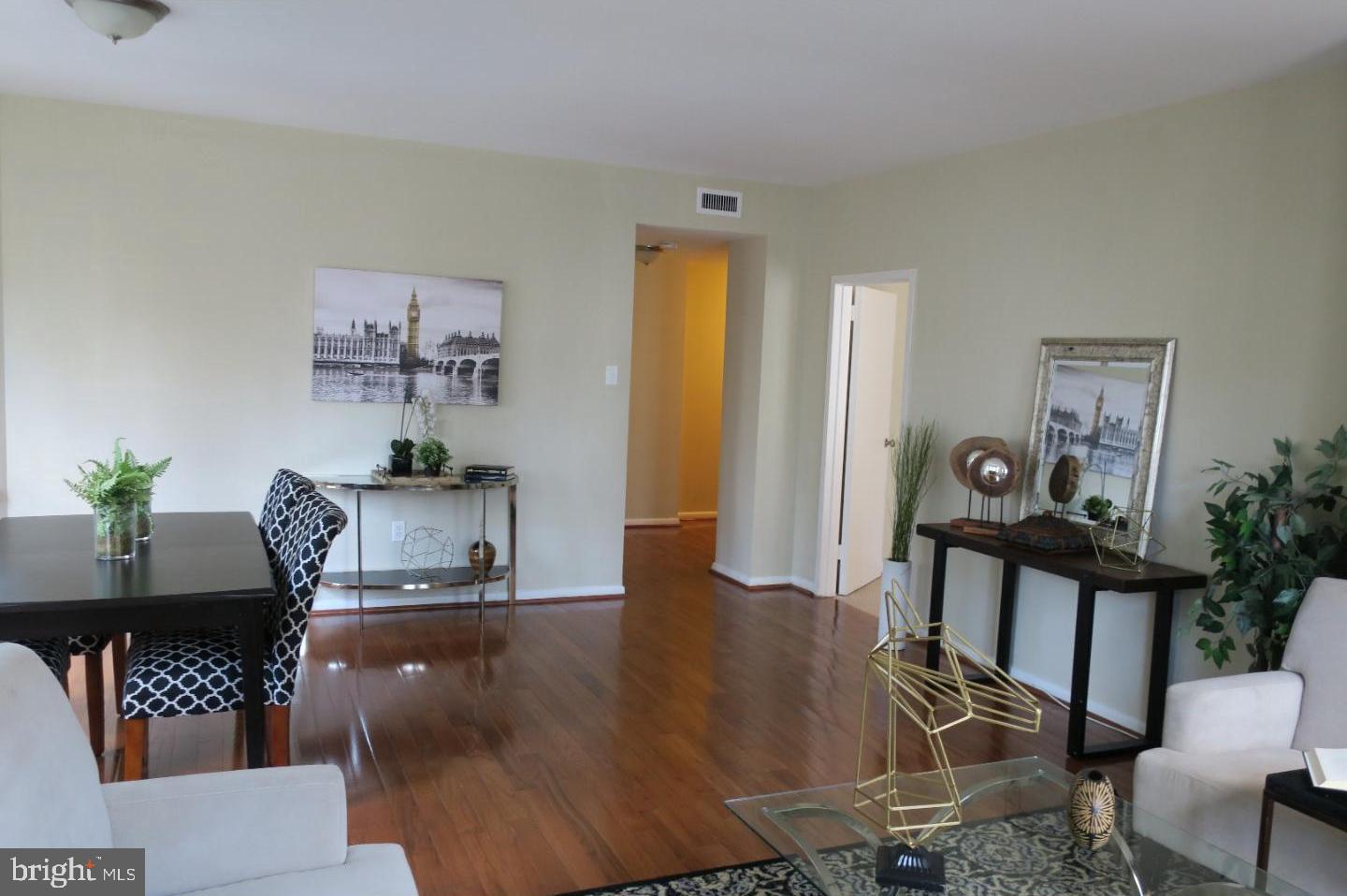 RITTENHOUSE SQUARE - Residential Lease