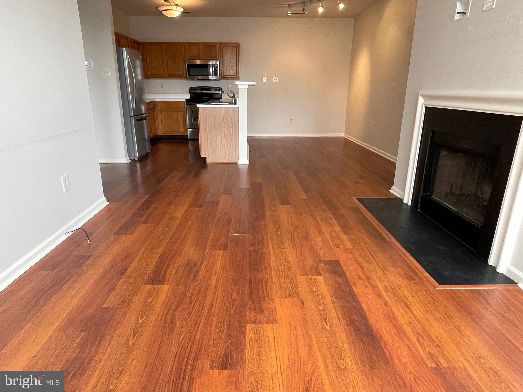 CORNERSTONE - Residential