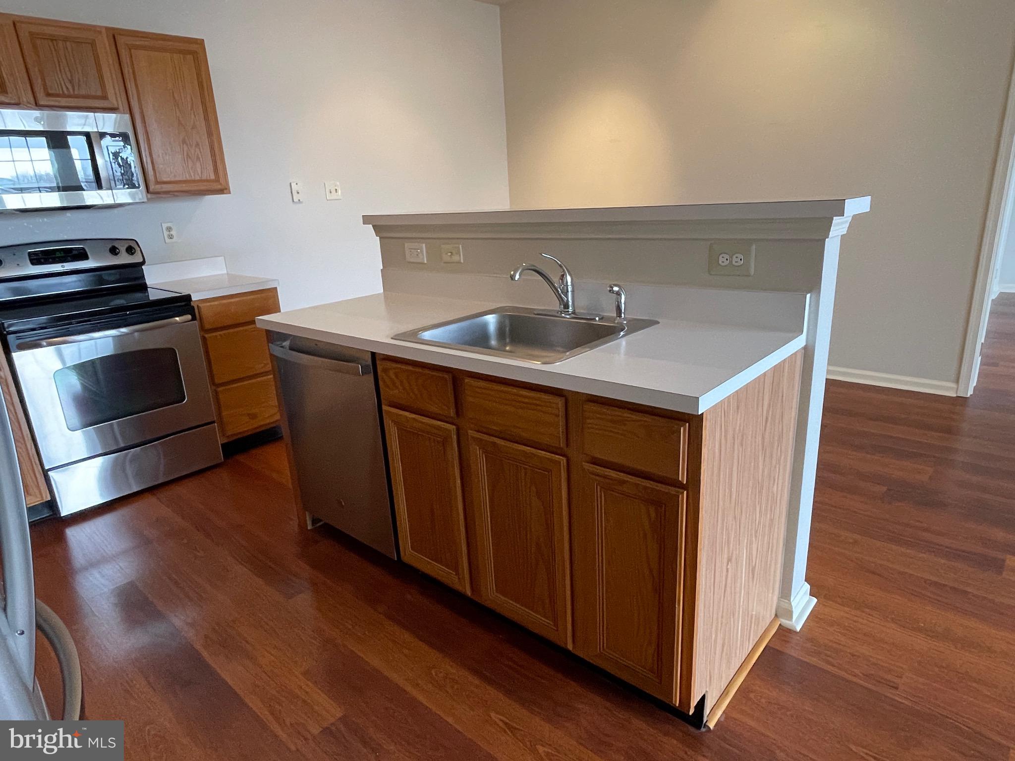 CORNERSTONE - Residential