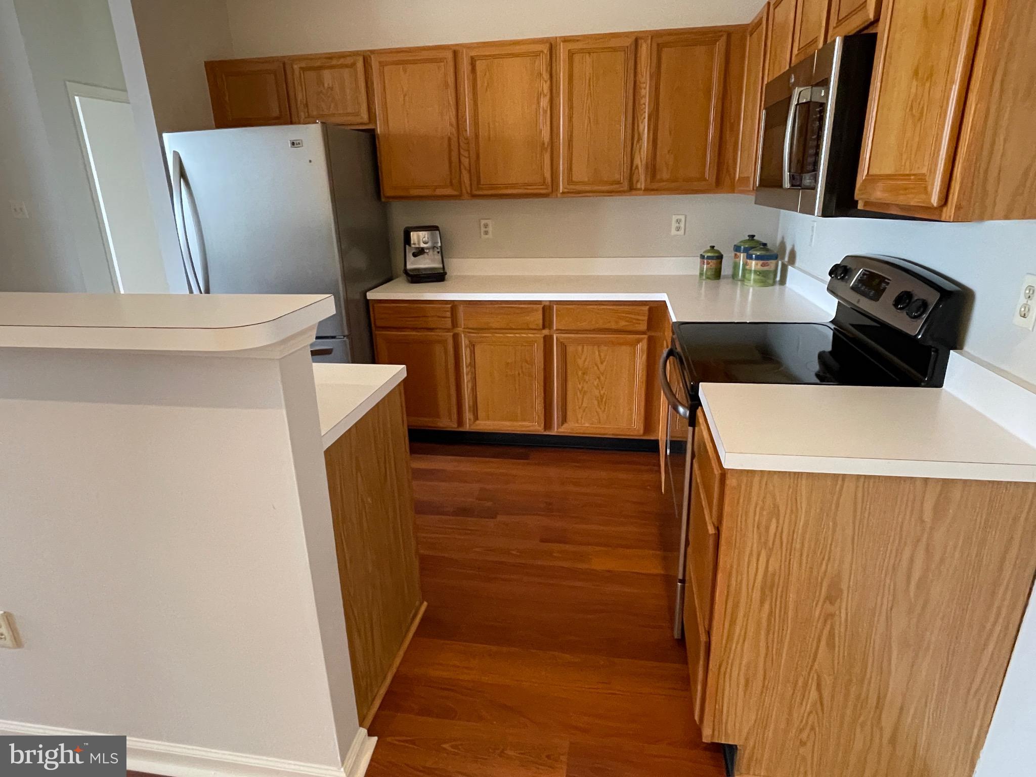 CORNERSTONE - Residential