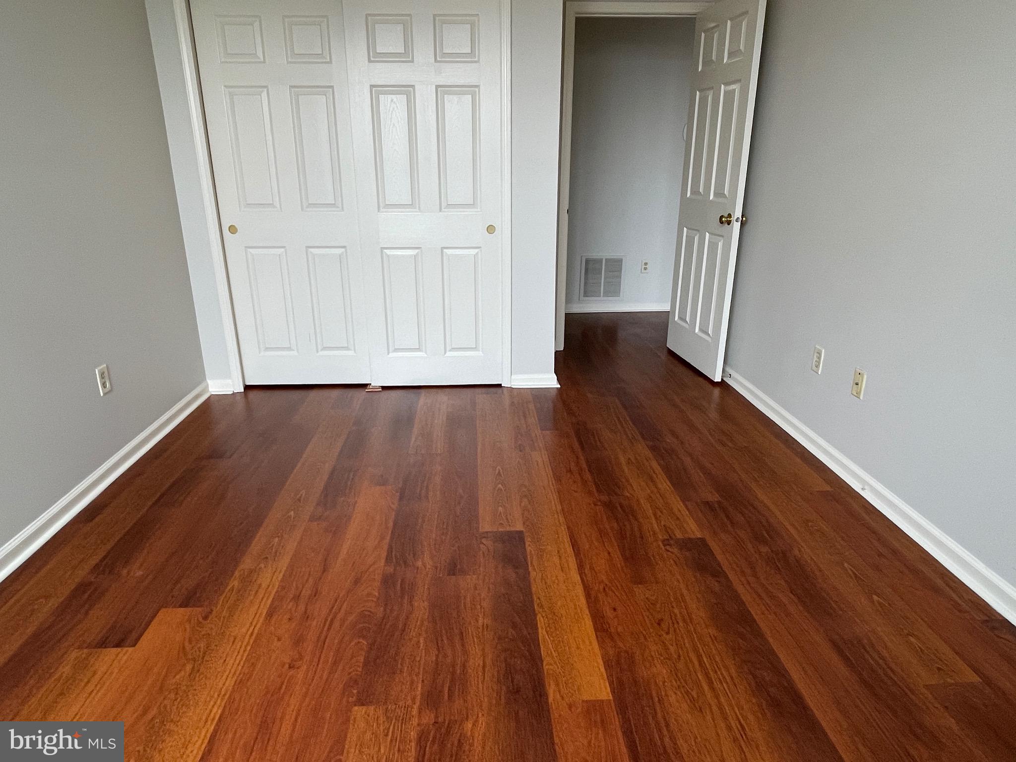 CORNERSTONE - Residential