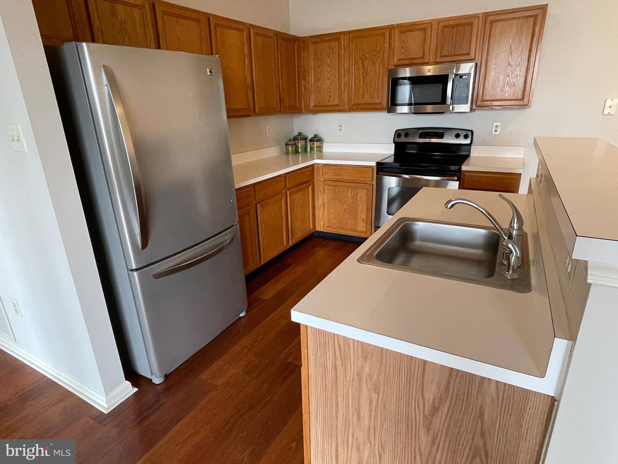 CORNERSTONE - Residential