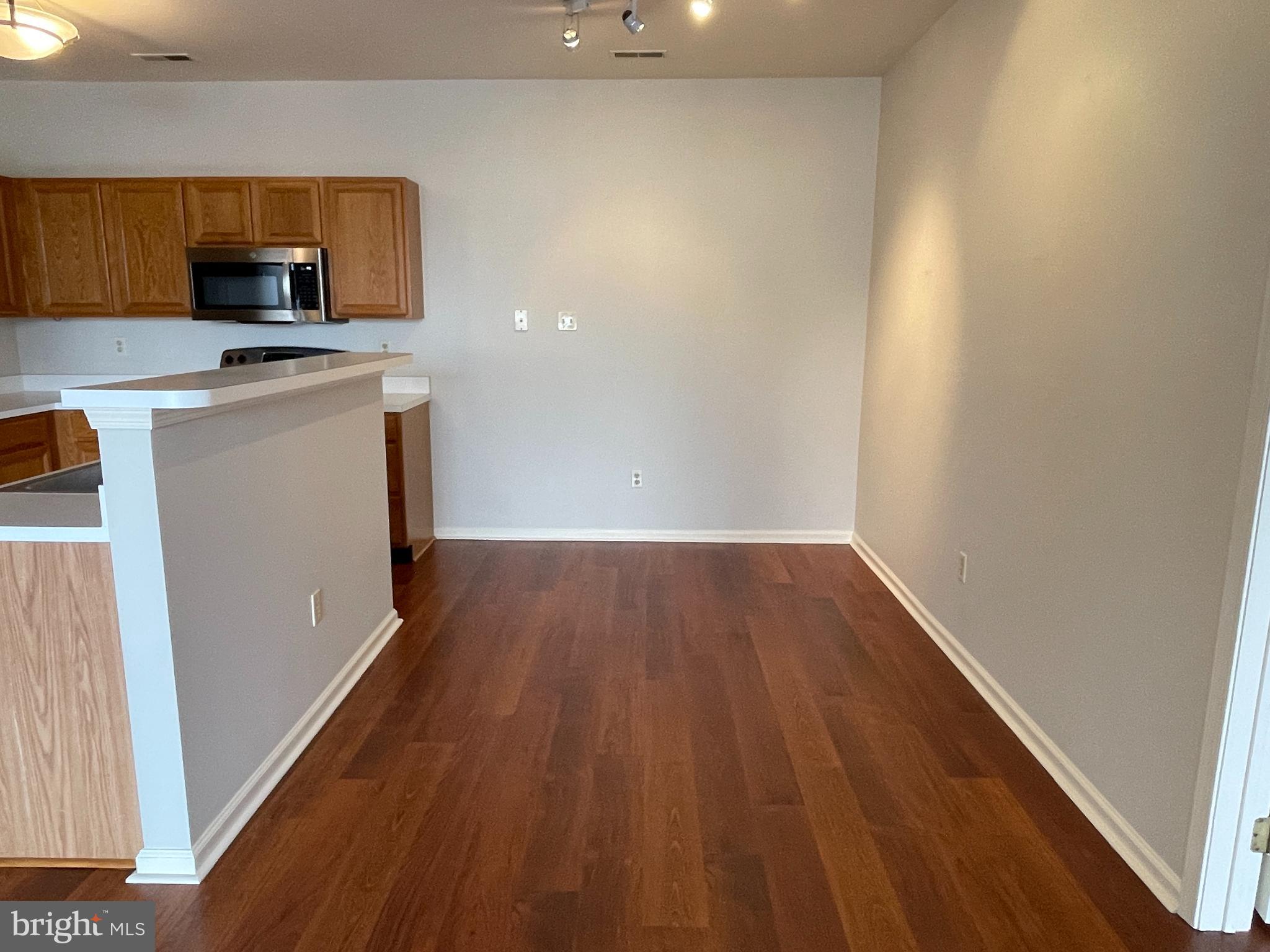 CORNERSTONE - Residential