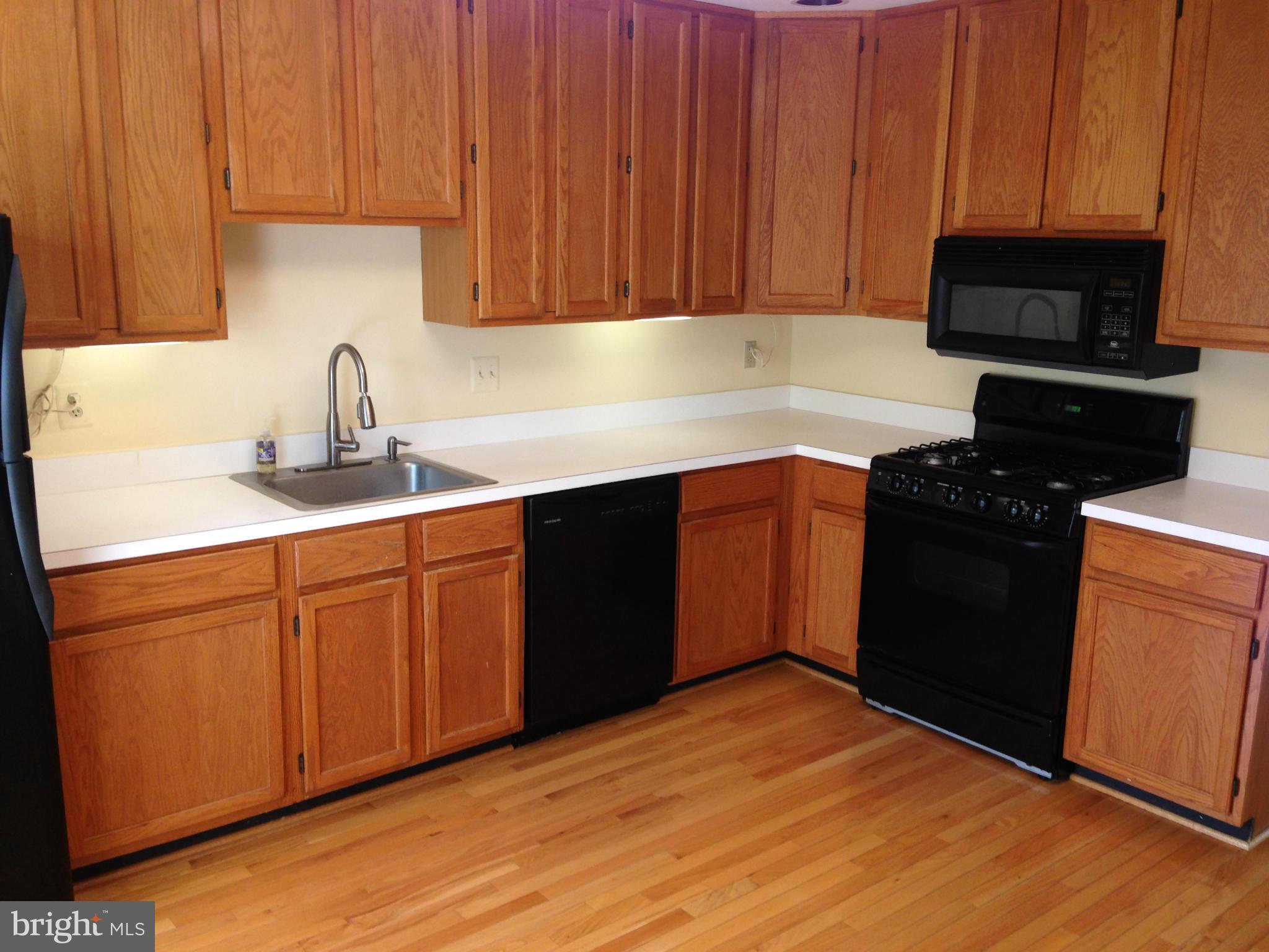 LIFESTYLE AT SULLY STATION - Residential Lease