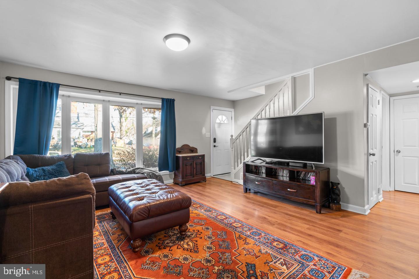 GLENMONT HILLS - Residential