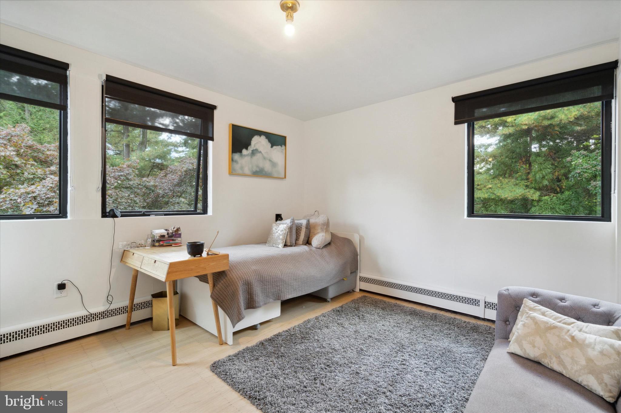 MERION STATION - Residential