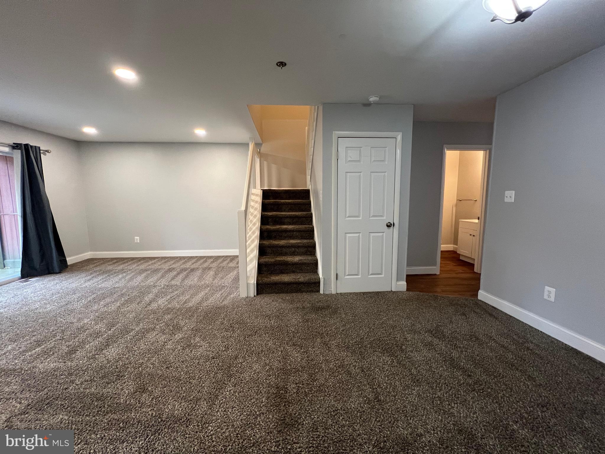 PERKIOMEN WOODS - Residential Lease