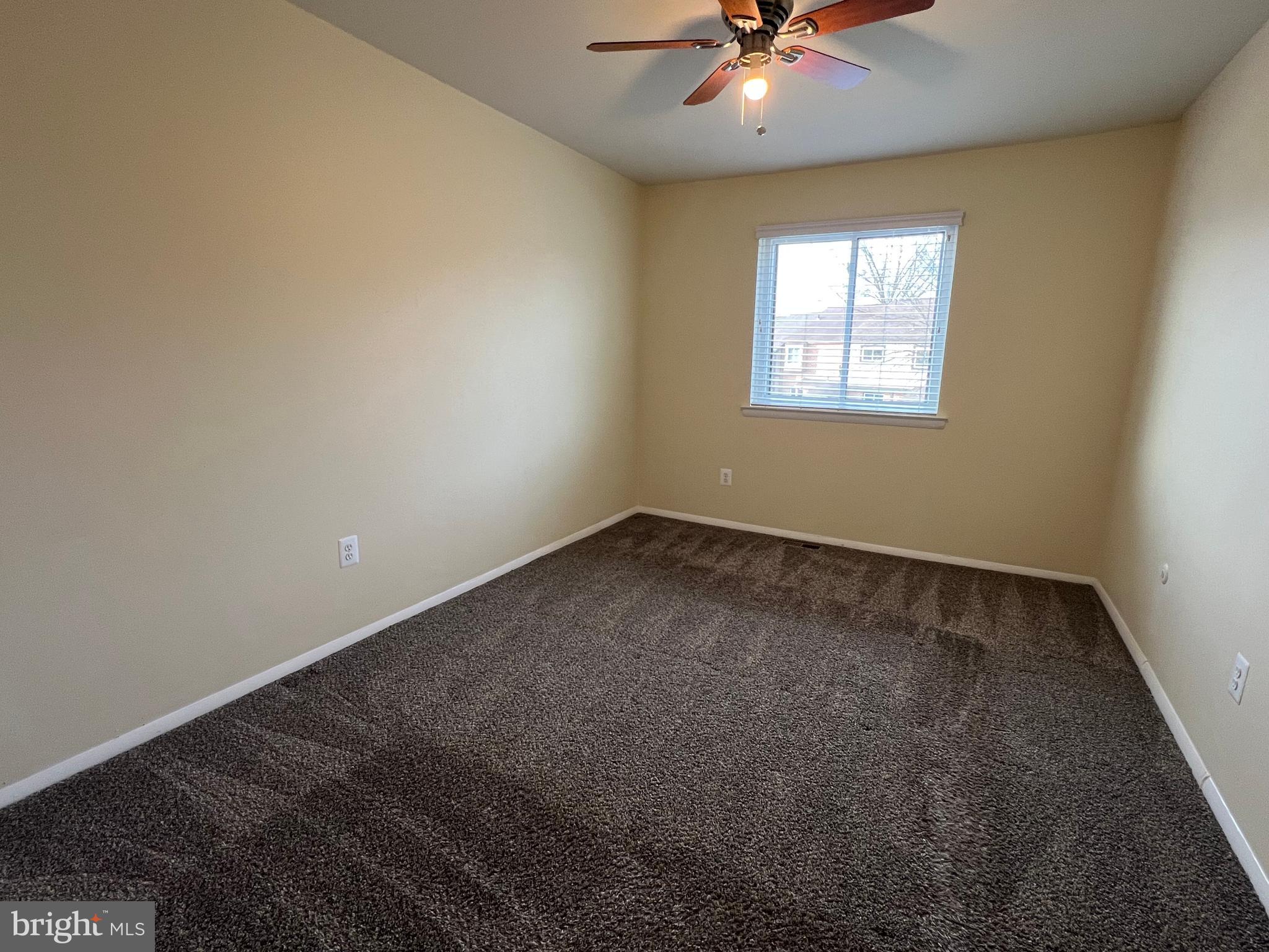 PERKIOMEN WOODS - Residential Lease