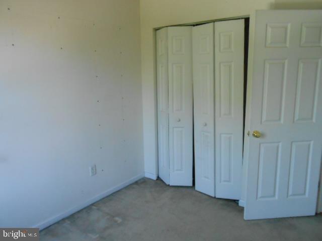 COLONIAL HILLS - Residential