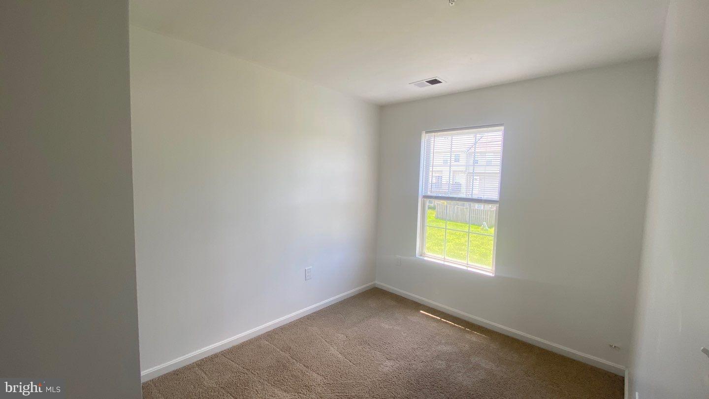 WOODCLIFFE PARK - Residential Lease