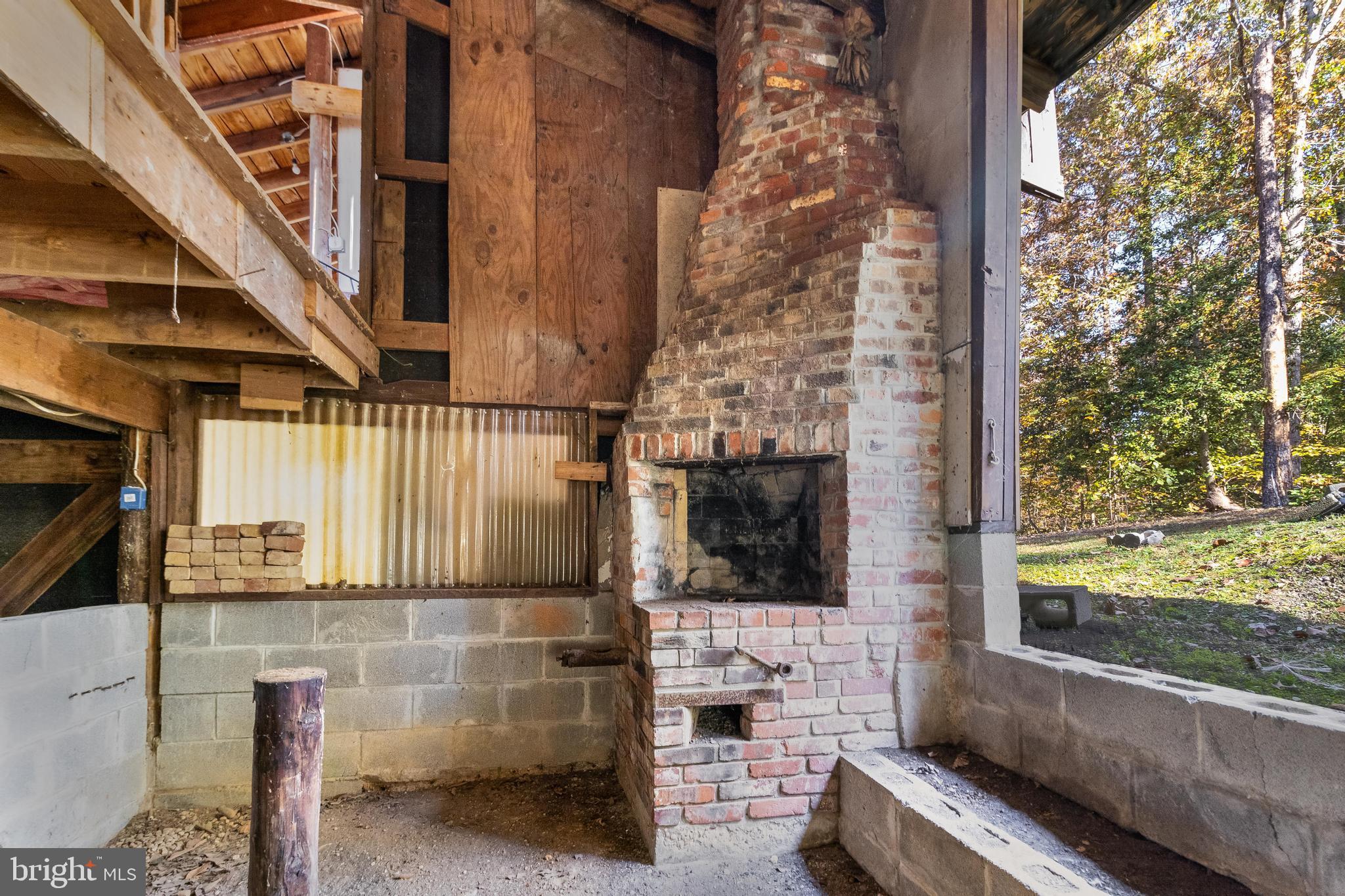 OLD SYCAMORE ESTATES - Residential