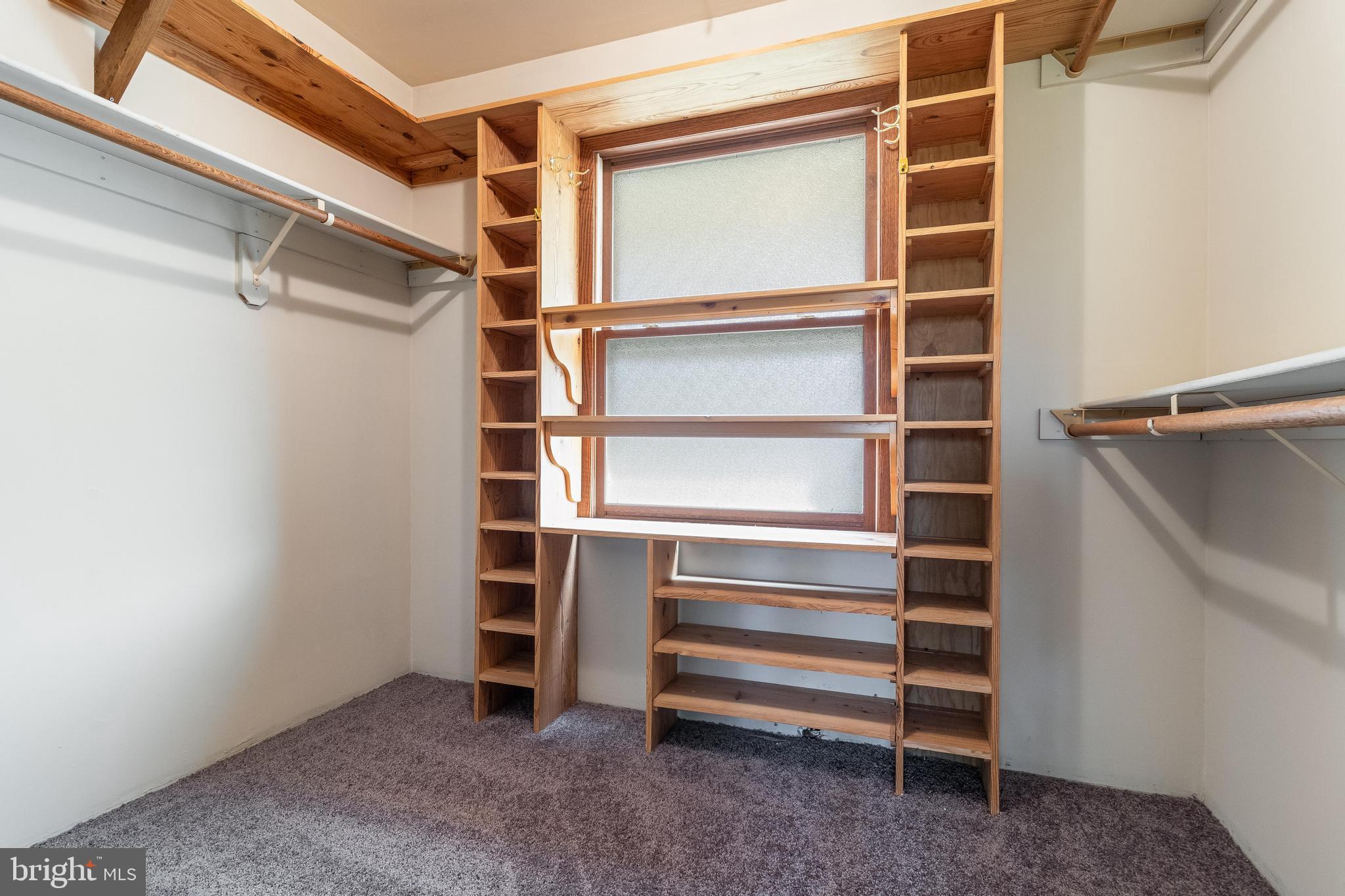 OLD SYCAMORE ESTATES - Residential