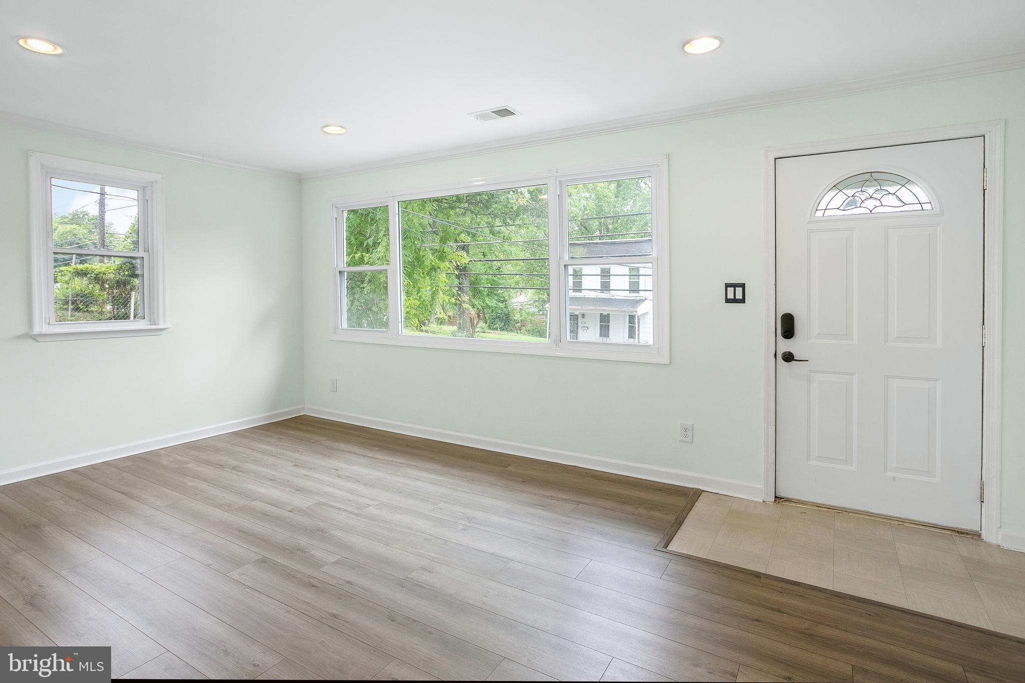 CAPITOL HEIGHTS - Residential