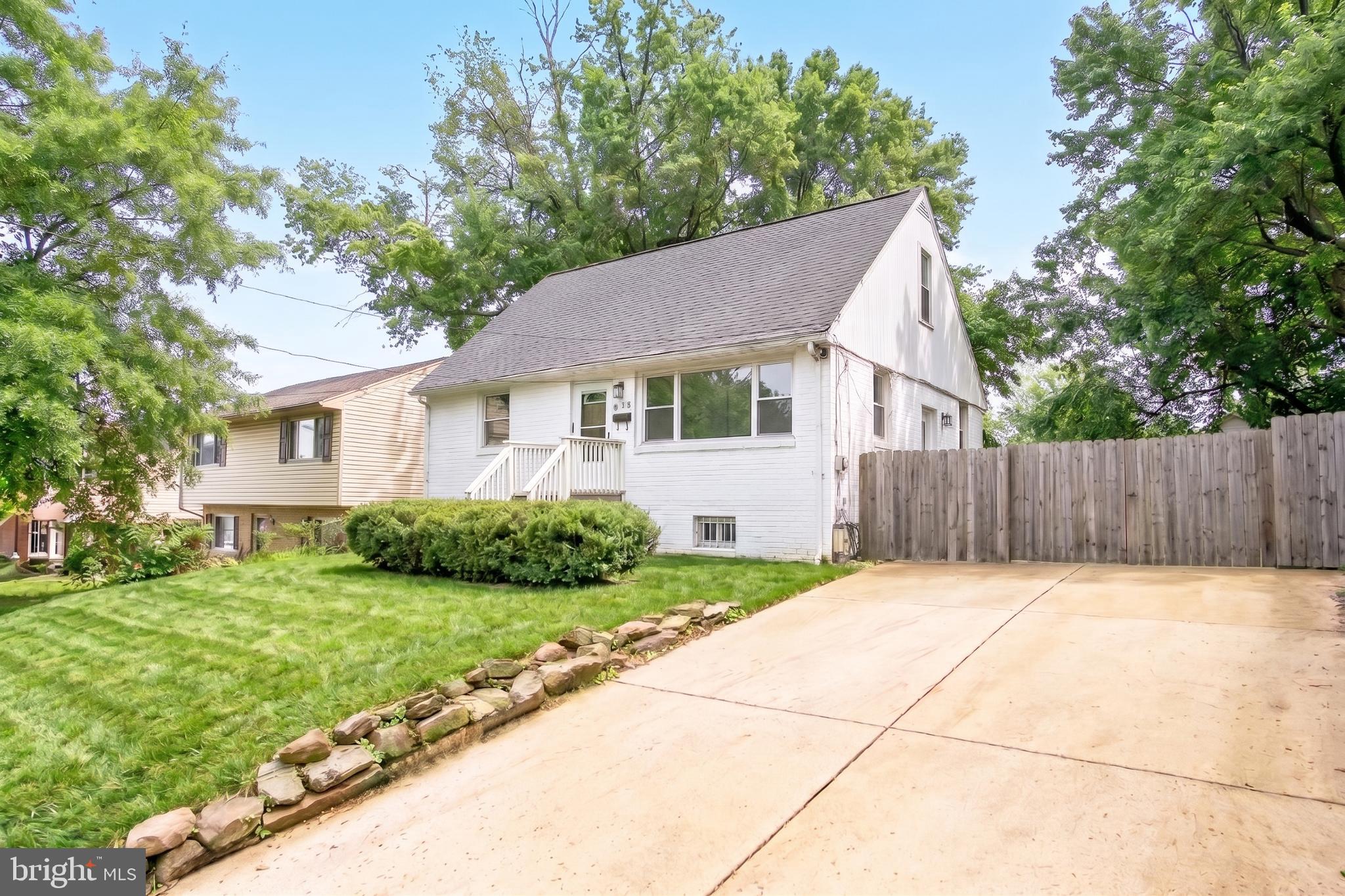 CAPITOL HEIGHTS - Residential