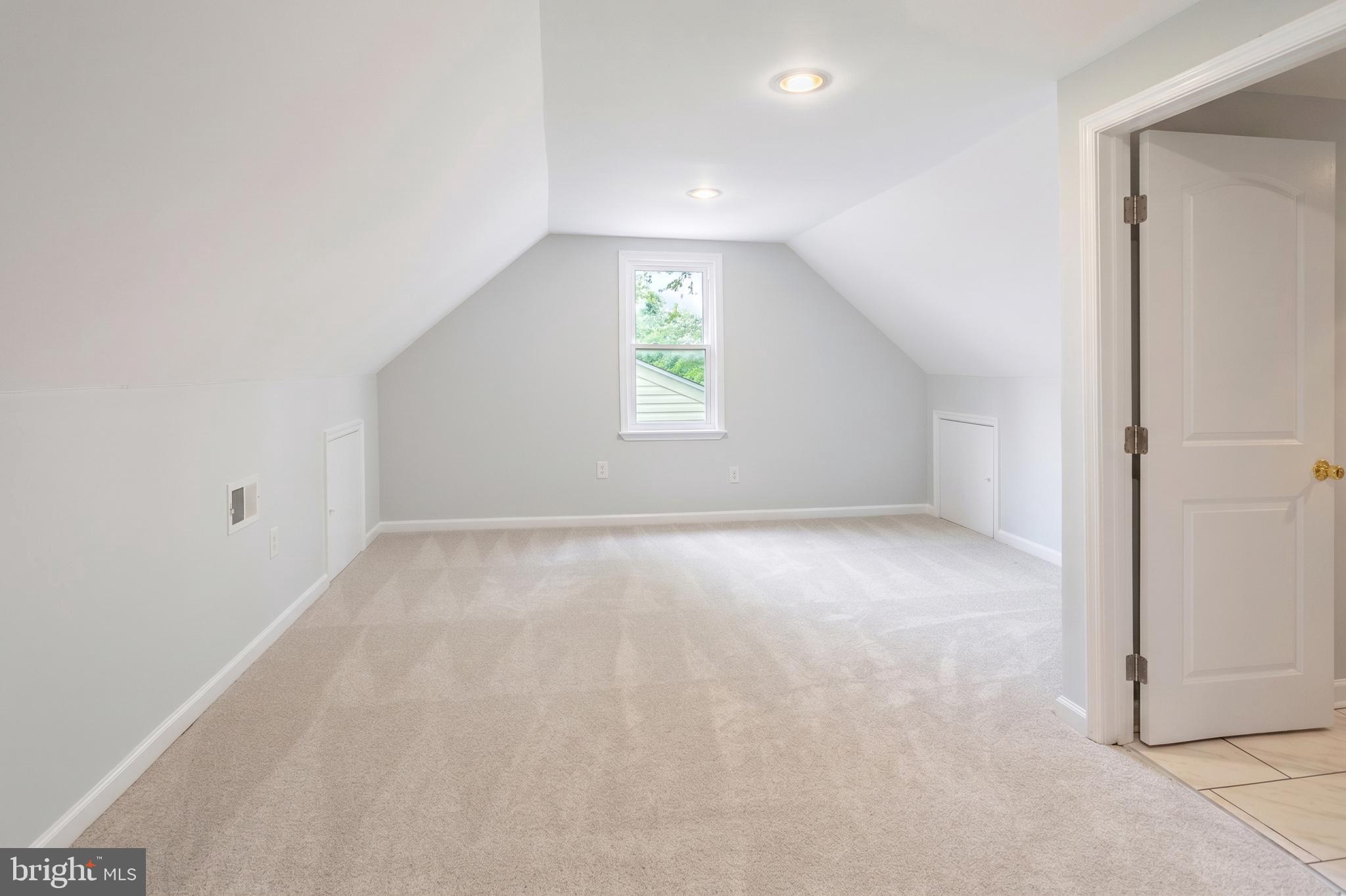 CAPITOL HEIGHTS - Residential