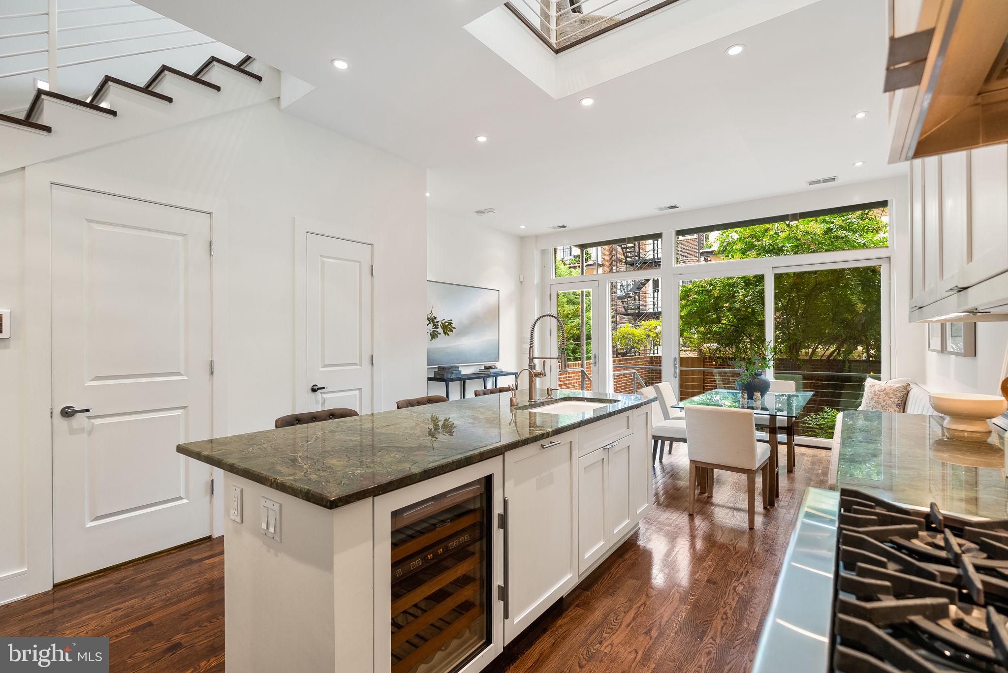 DUPONT CIRCLE - Residential