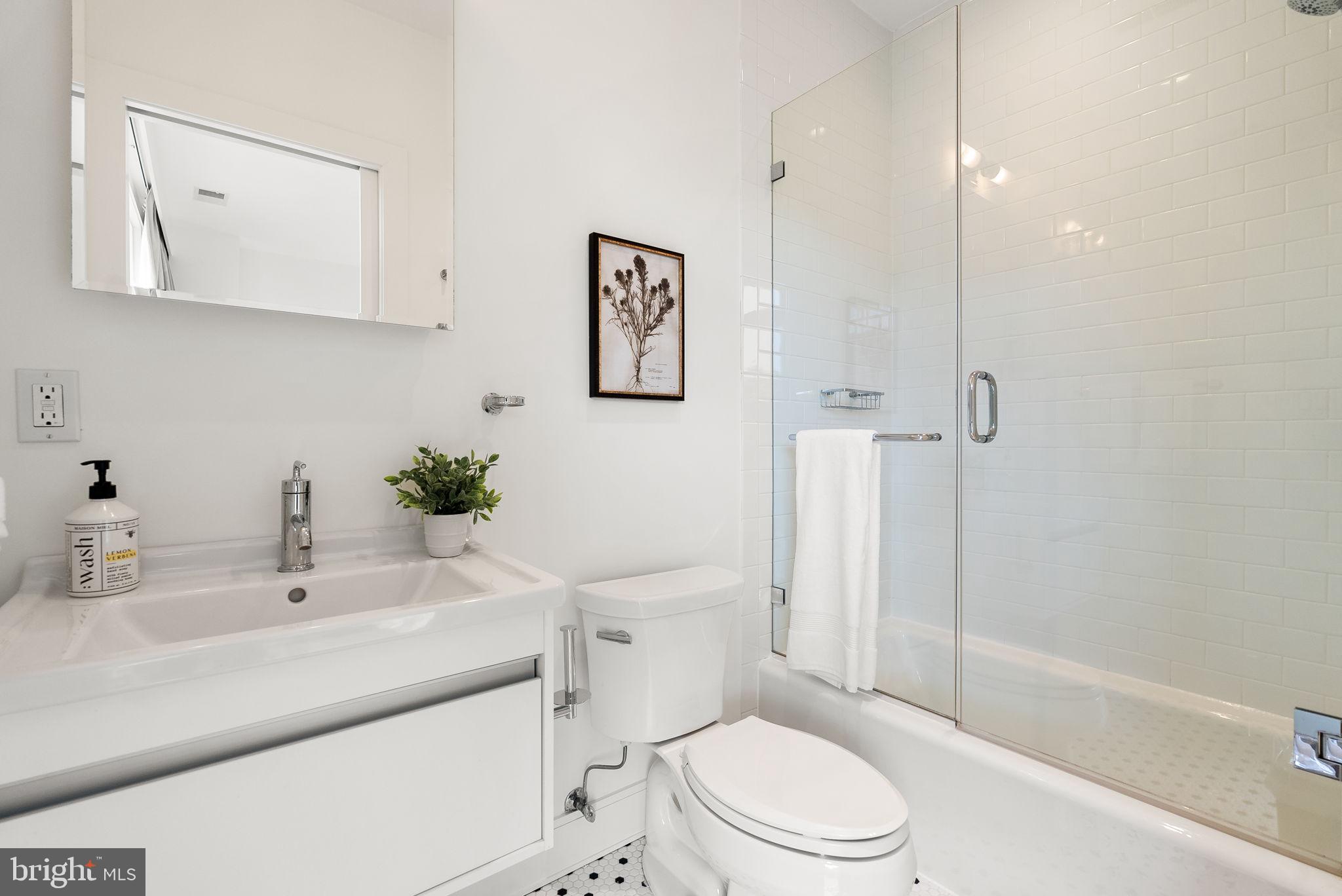DUPONT CIRCLE - Residential