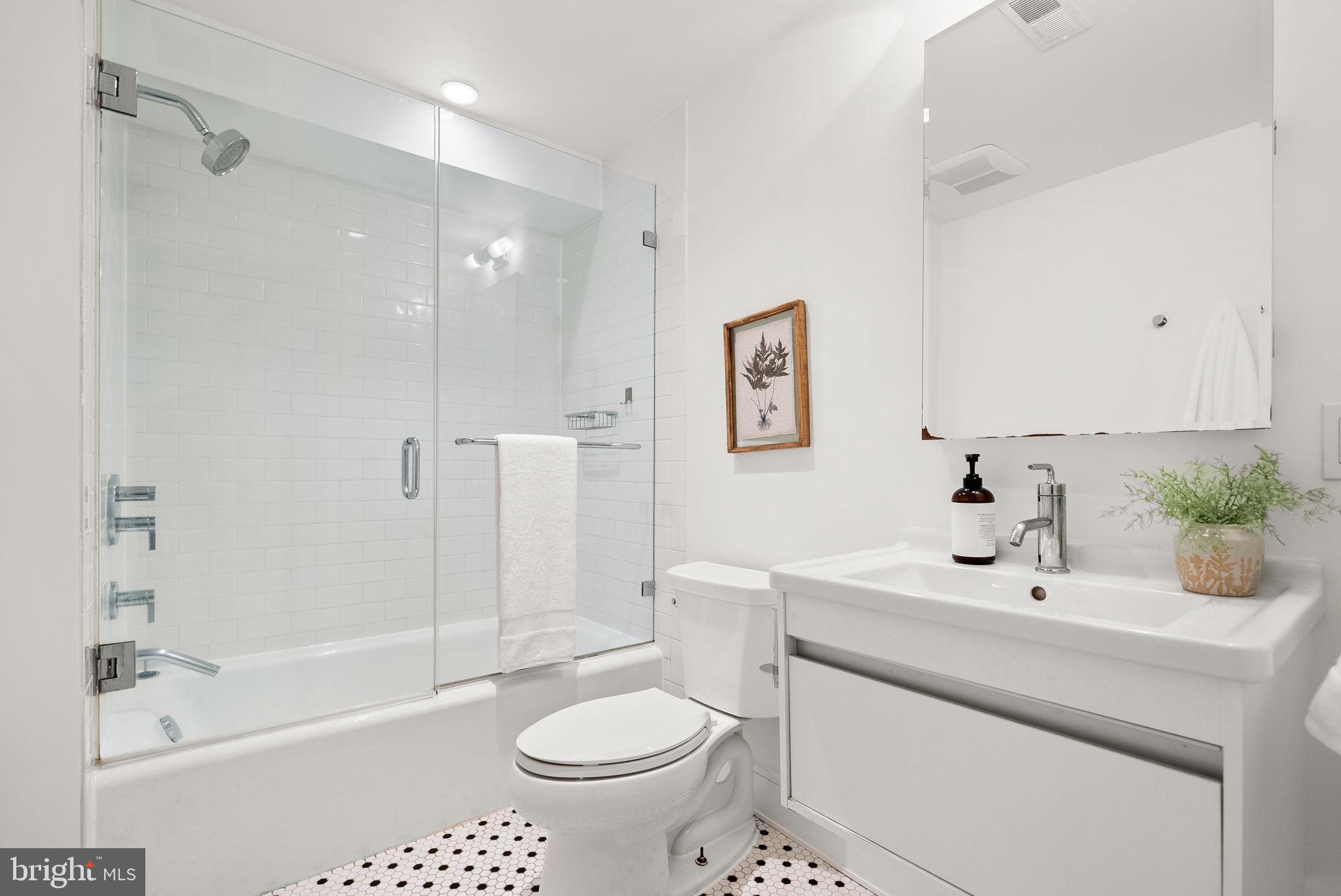 DUPONT CIRCLE - Residential
