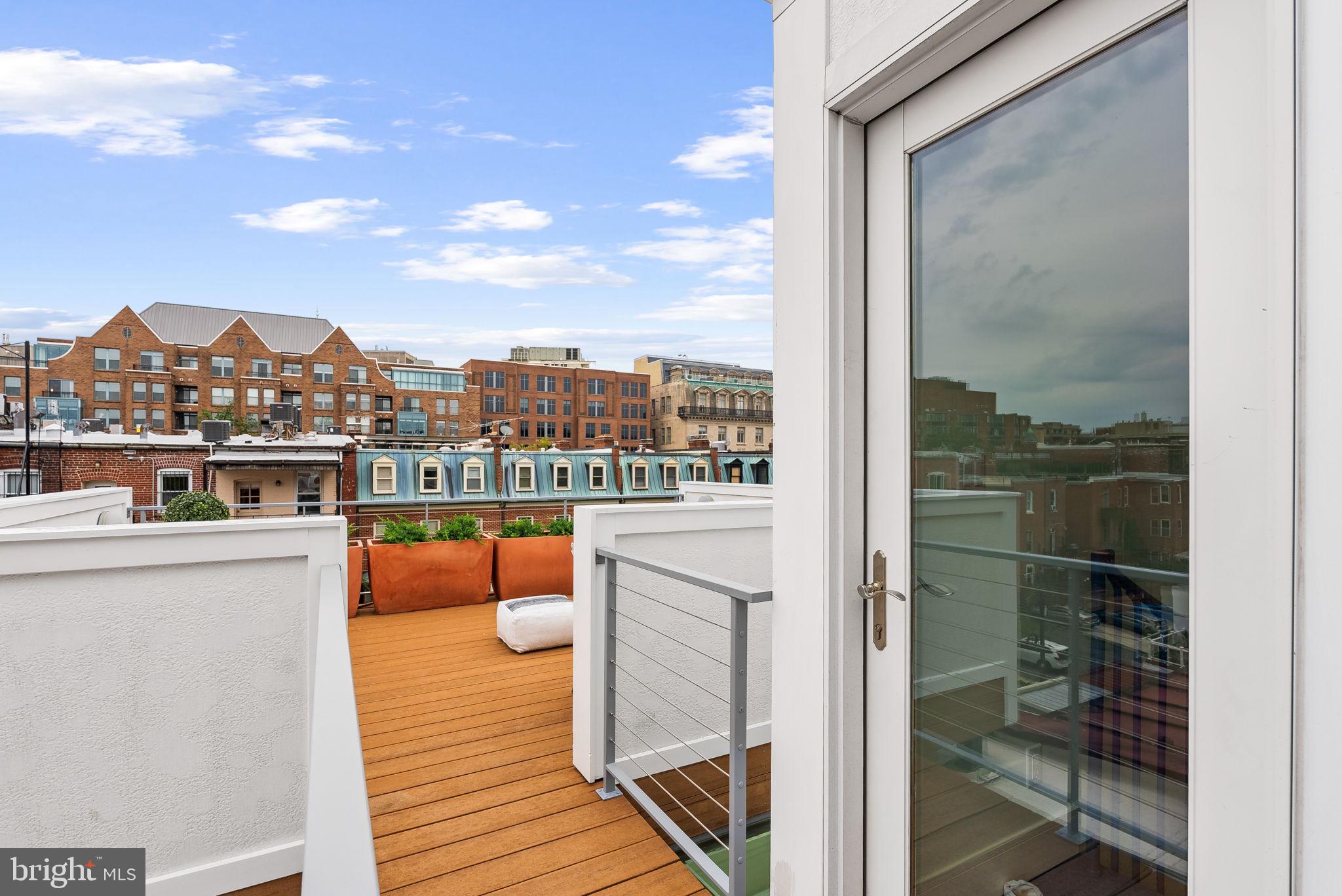 DUPONT CIRCLE - Residential