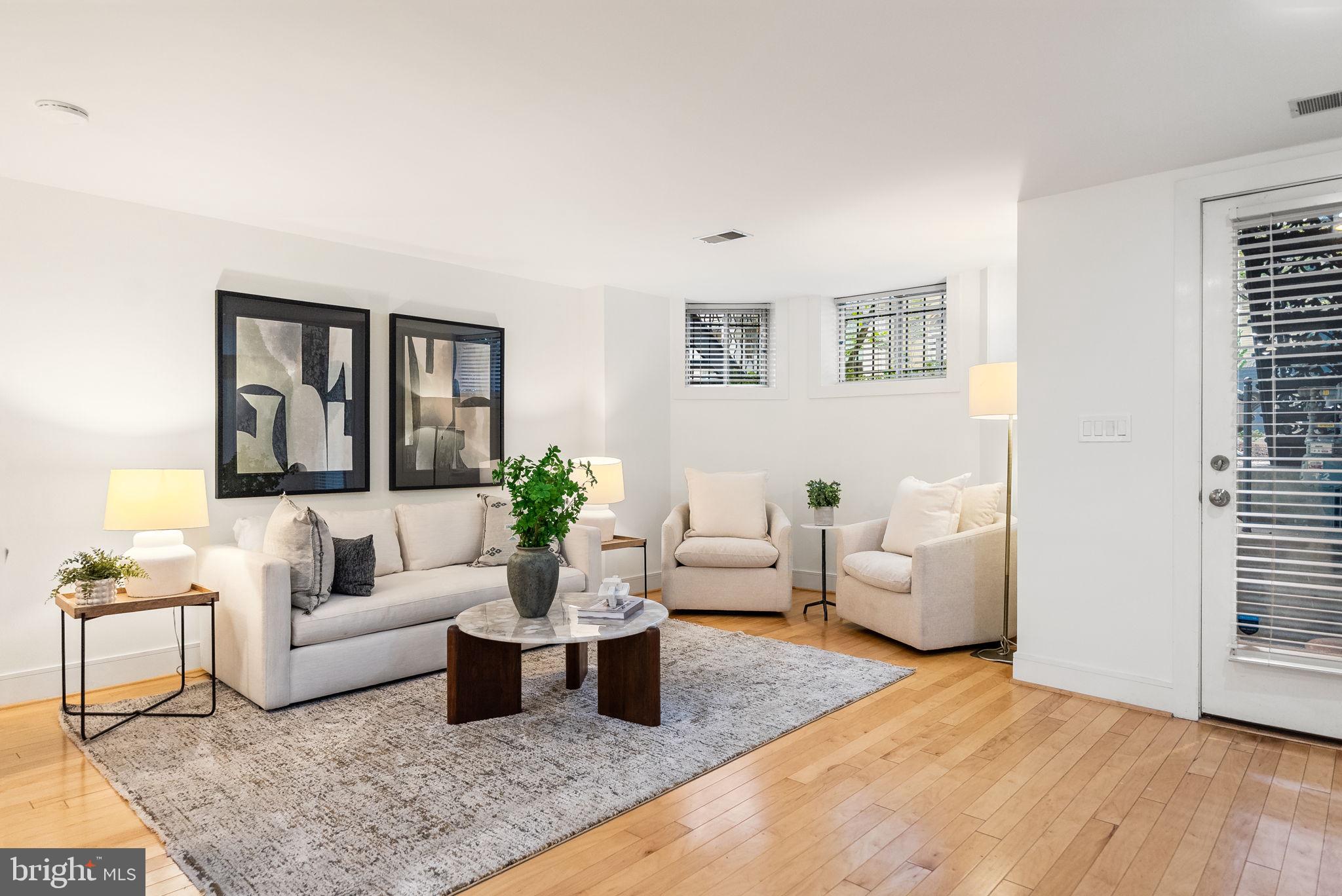 DUPONT CIRCLE - Residential