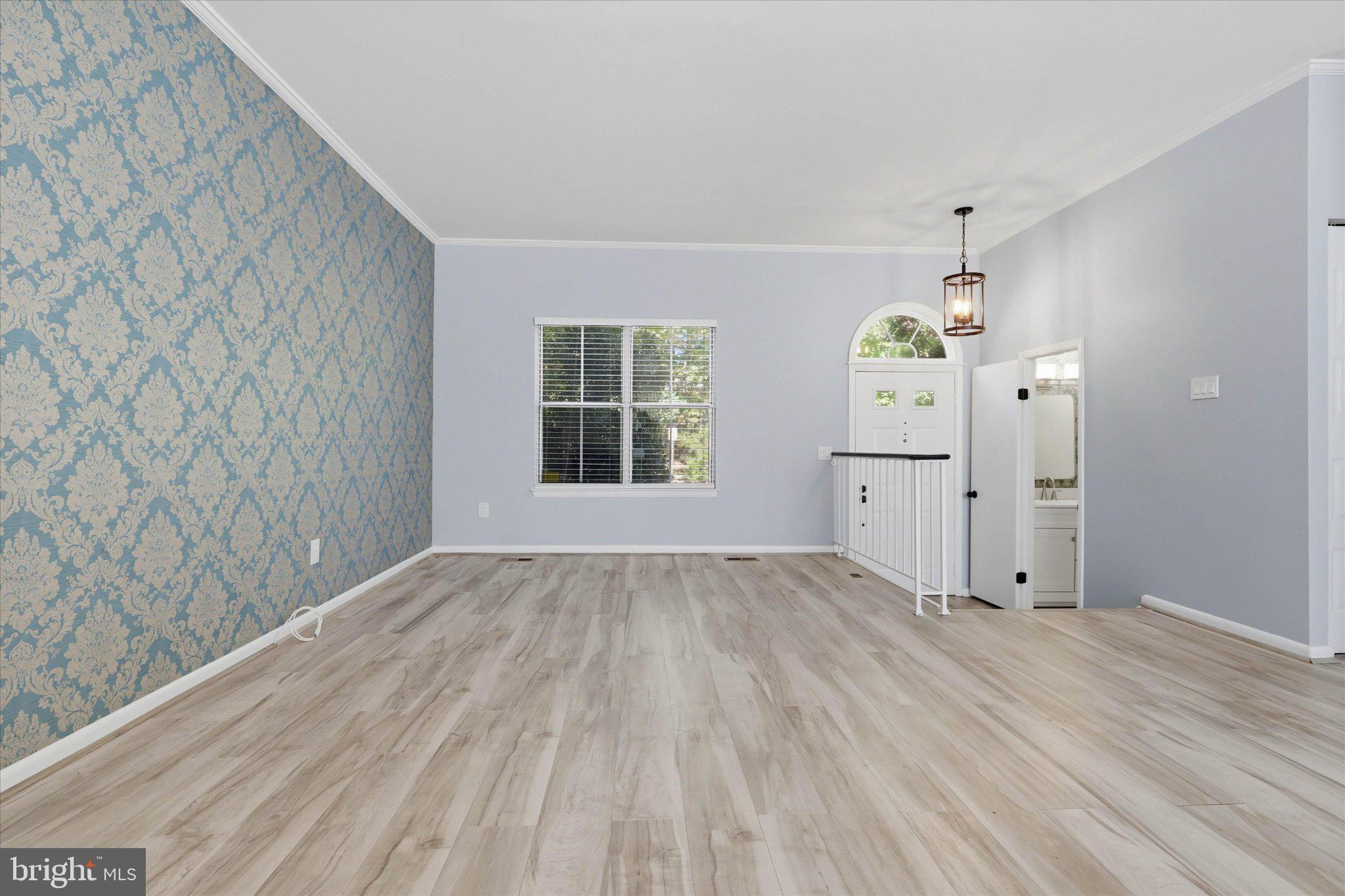 20116 TIMBER OAK LANE 203
