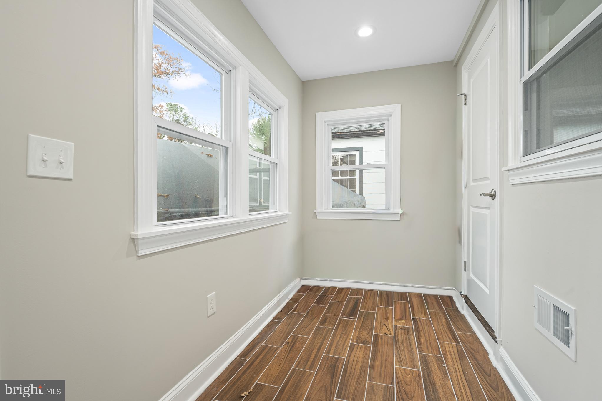 LANHAM - Residential