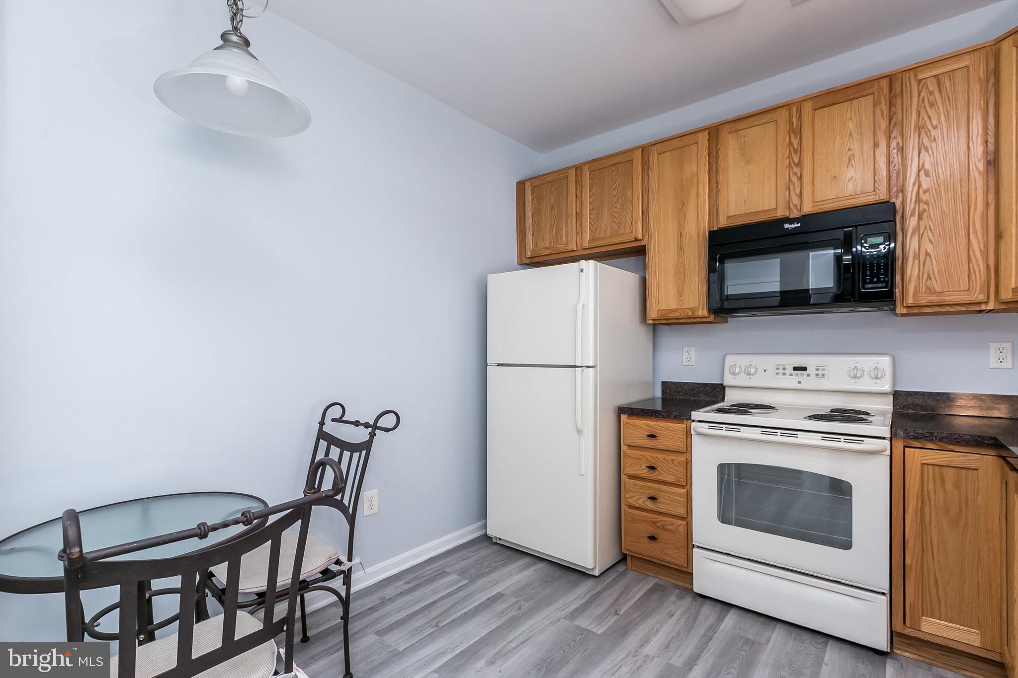 PINEY ORCHARD - Residential