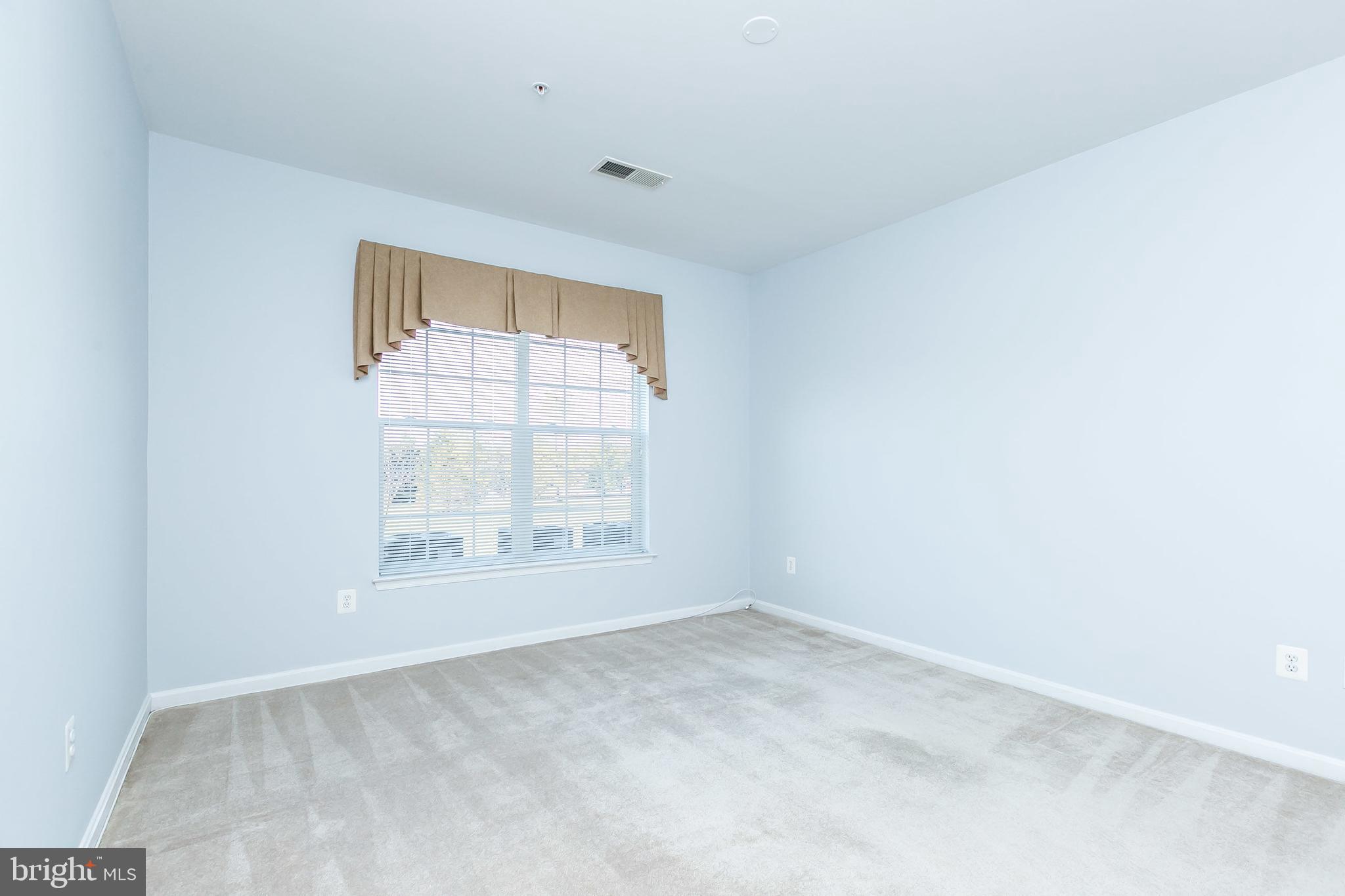 PINEY ORCHARD - Residential