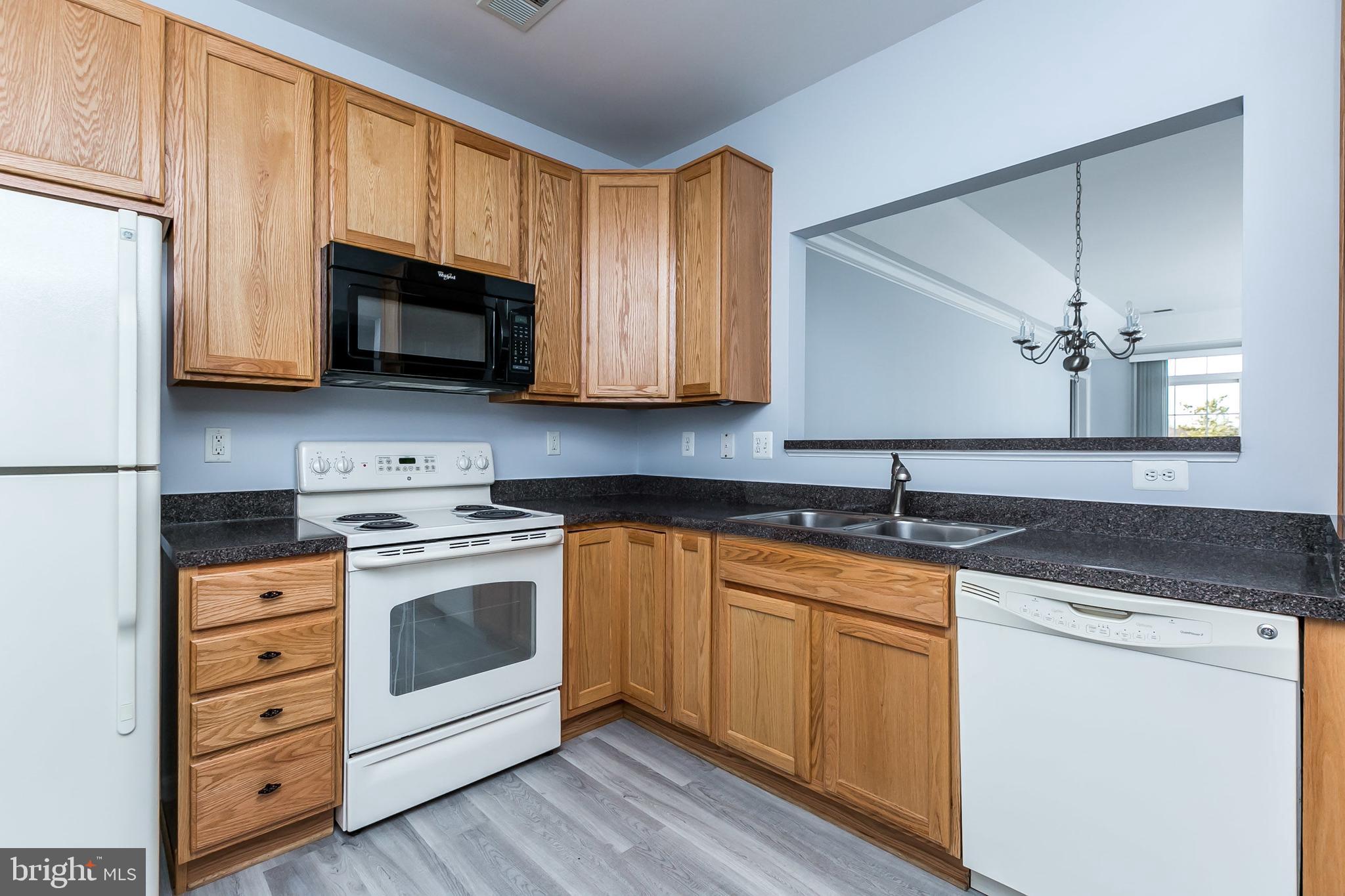 PINEY ORCHARD - Residential