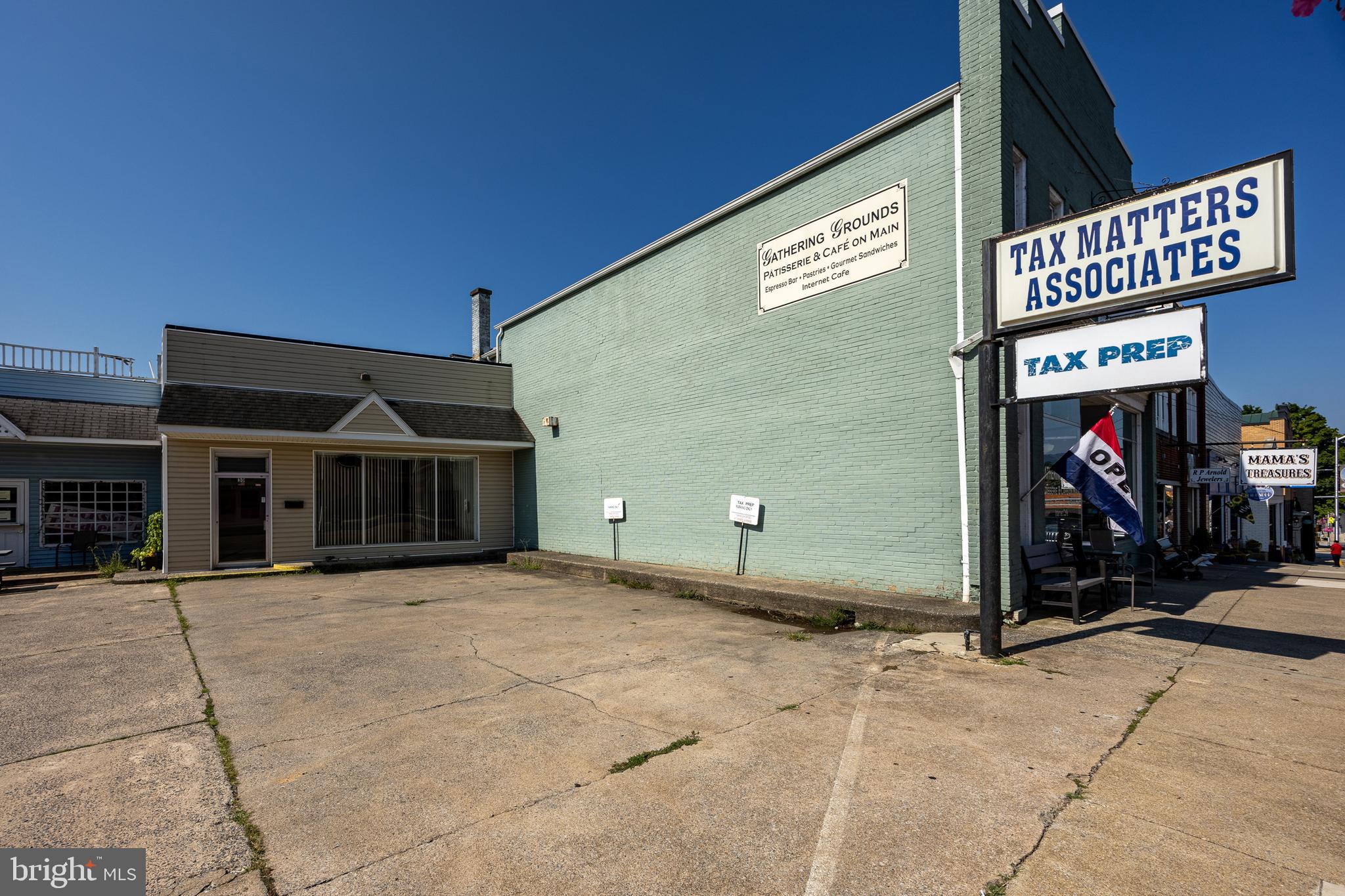 30 E MAIN STREET
