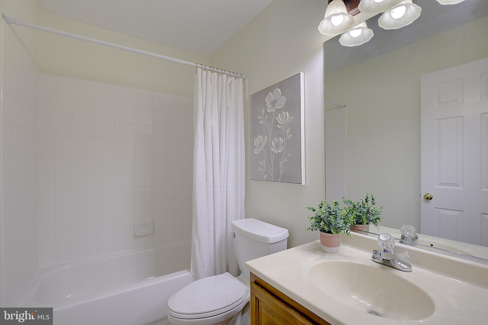 BAYVIEW HILLS - Residential