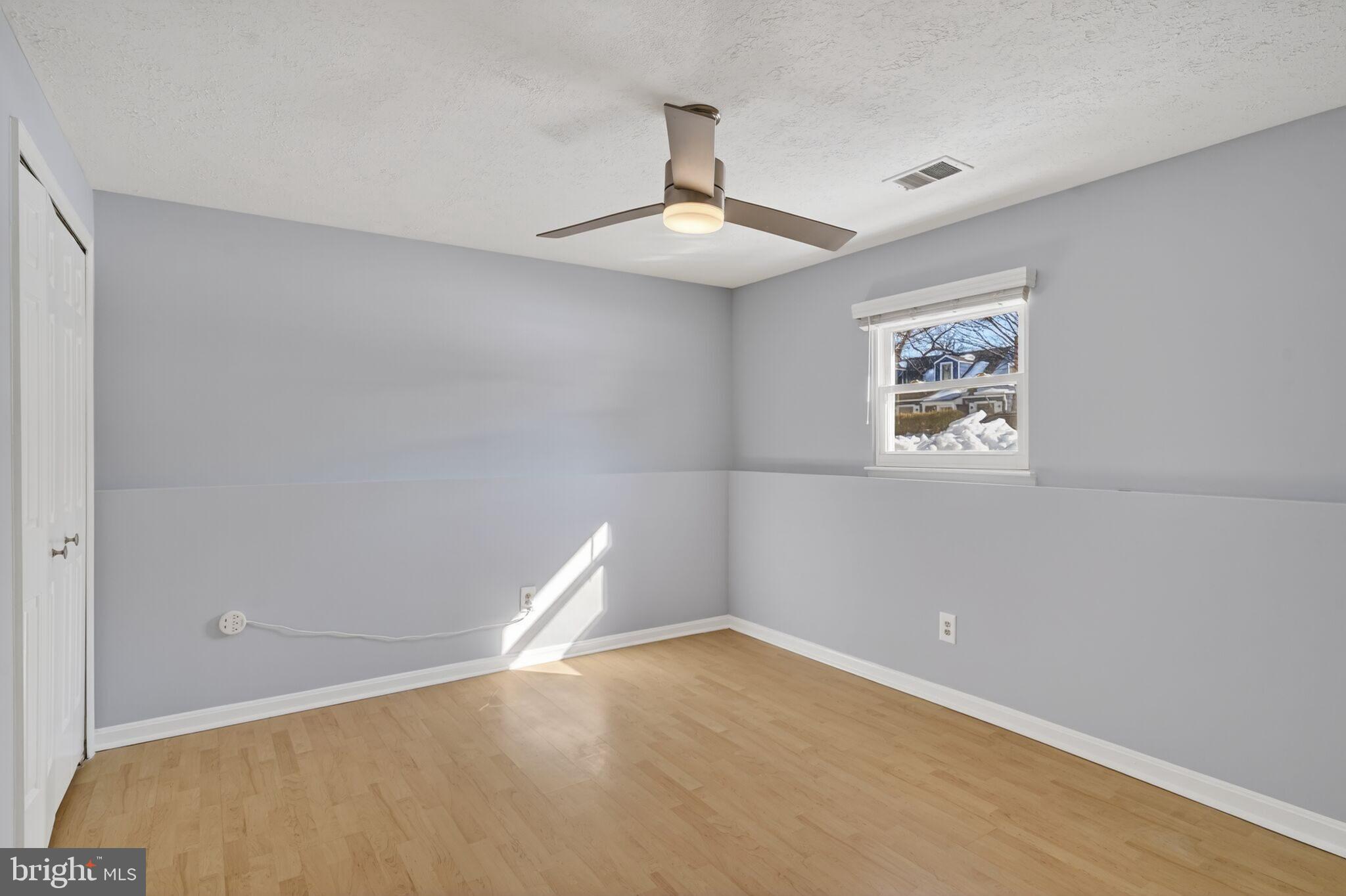 COLLEGE PARK - Residential