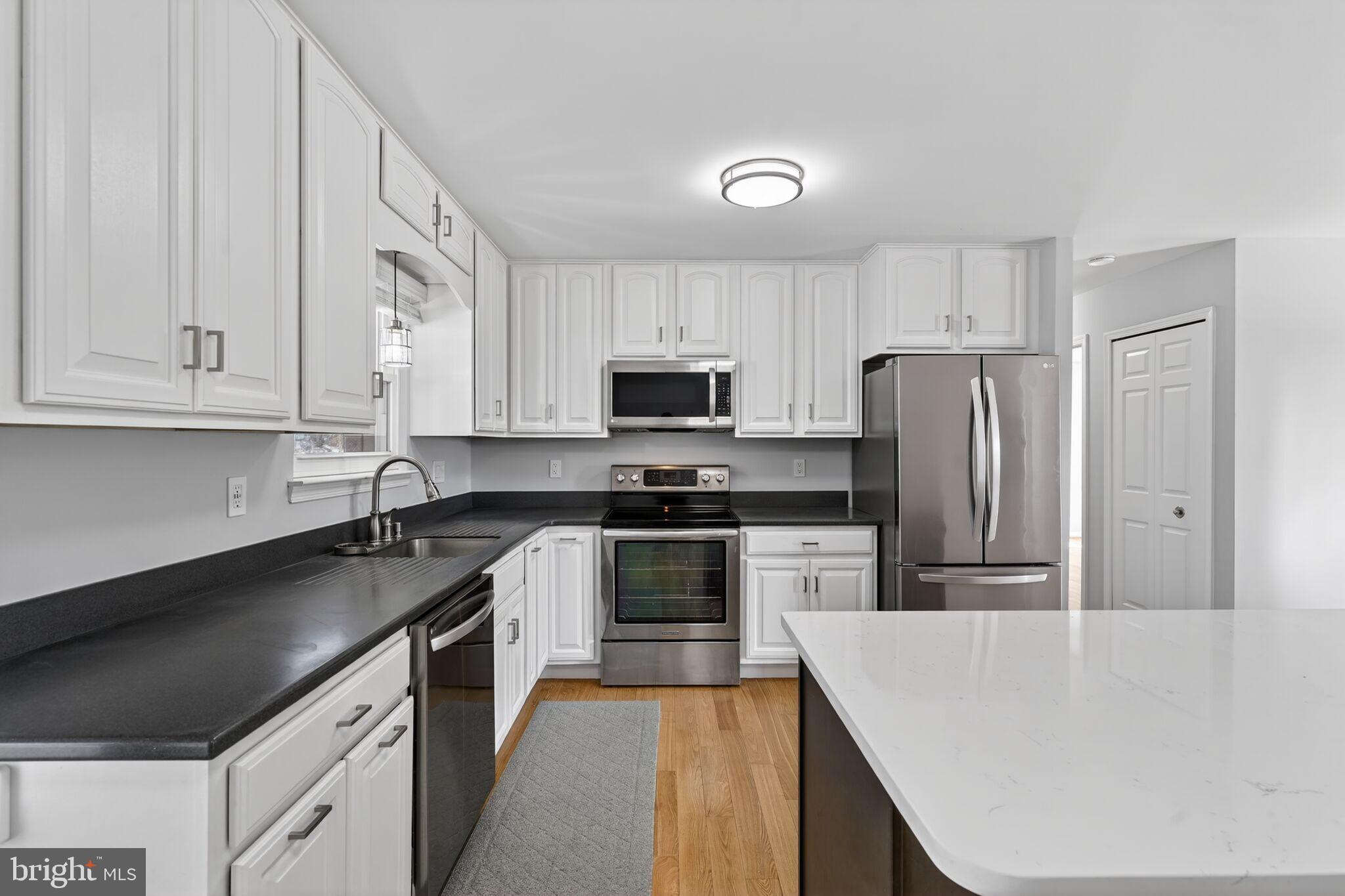 COLLEGE PARK - Residential