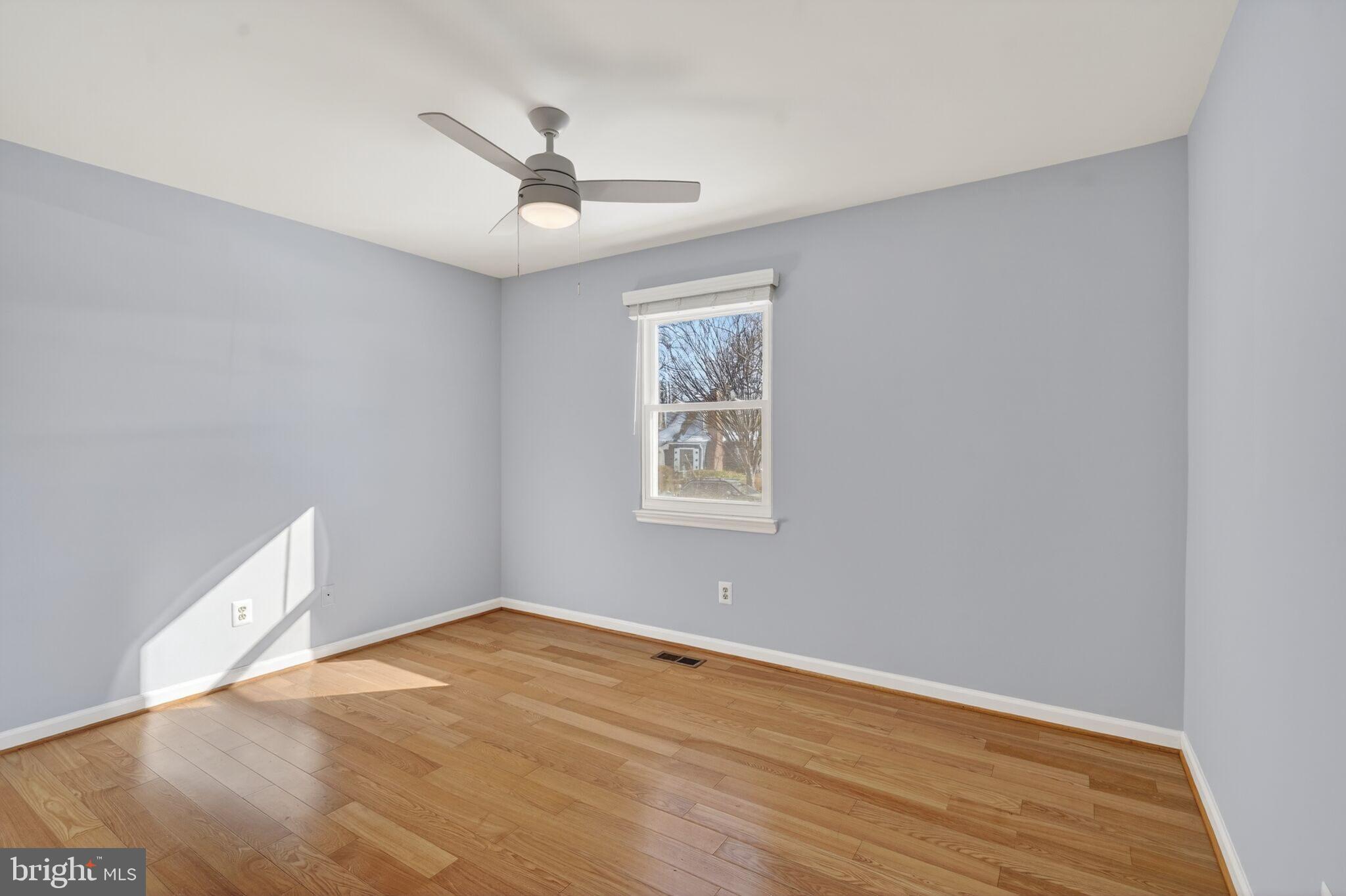 COLLEGE PARK - Residential