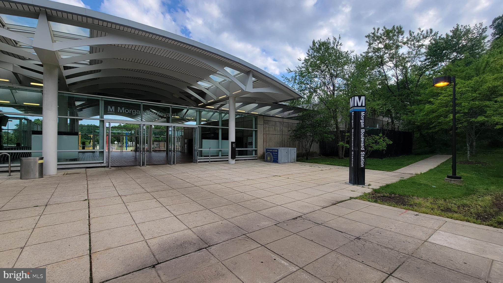 SUMMERFIELD AT MORGAN ST - Residential Lease