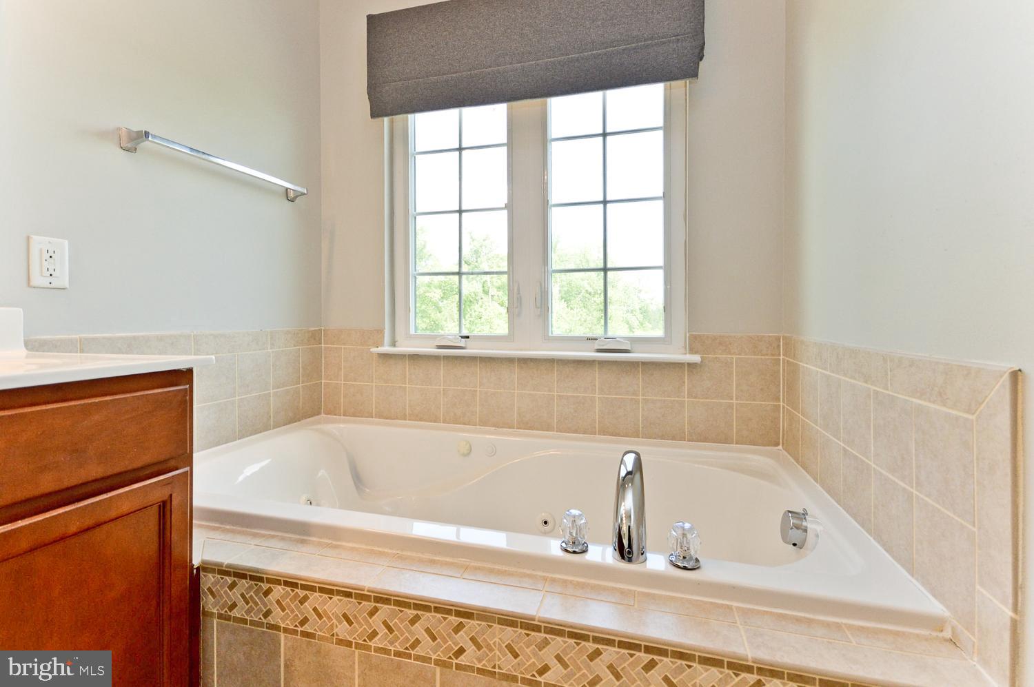 SUMMERFIELD AT MORGAN ST - Residential Lease