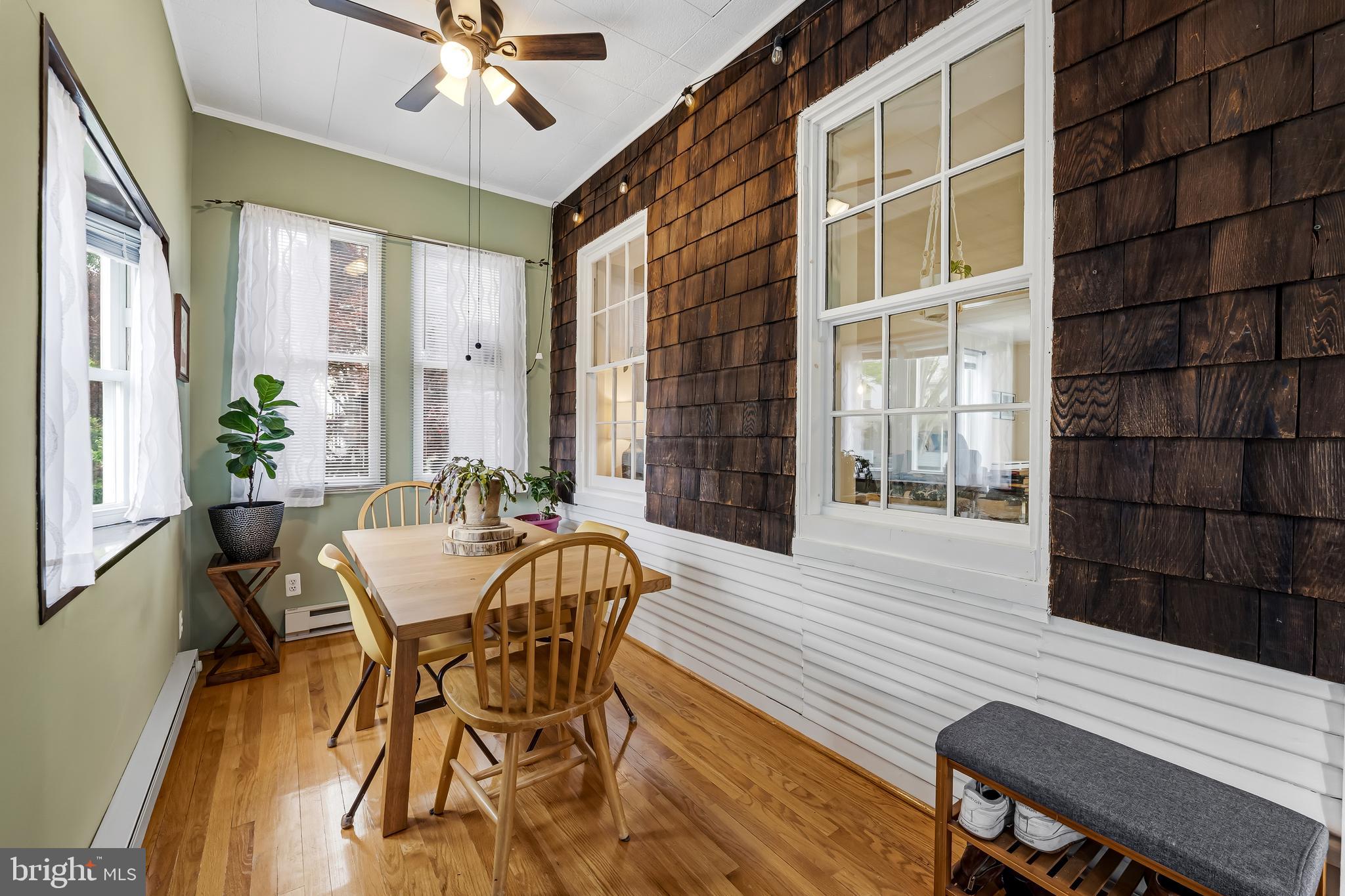LAURAVILLE HISTORIC DISTRICT - Residential