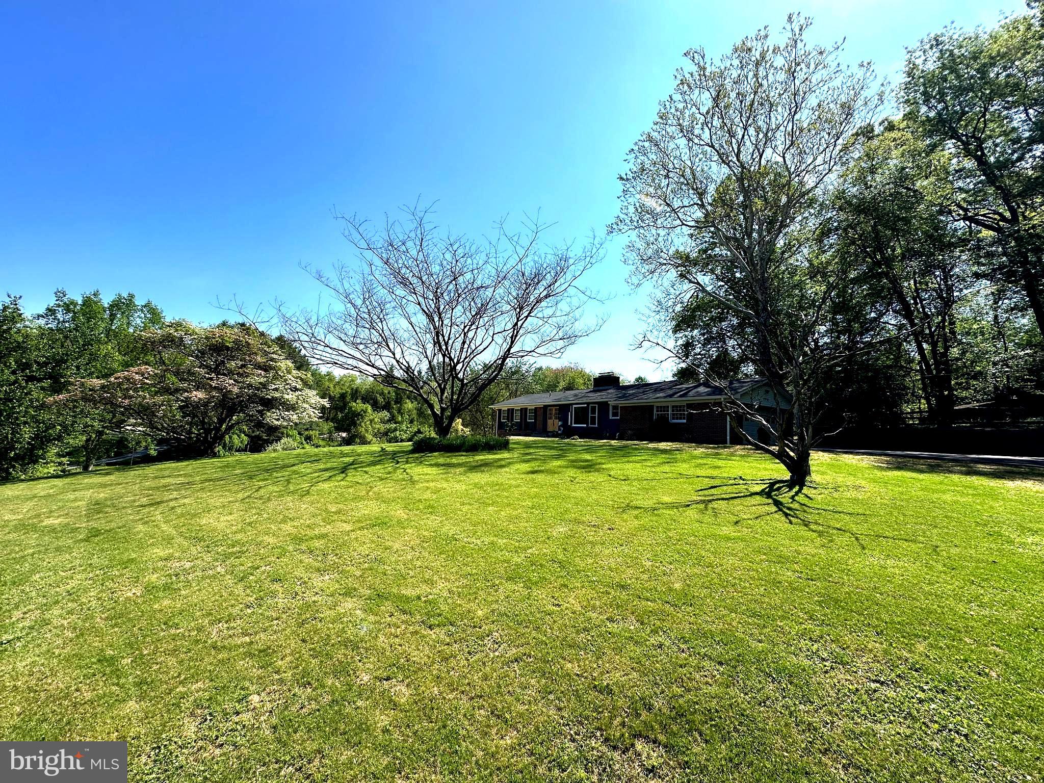 ASHTON POND - Residential