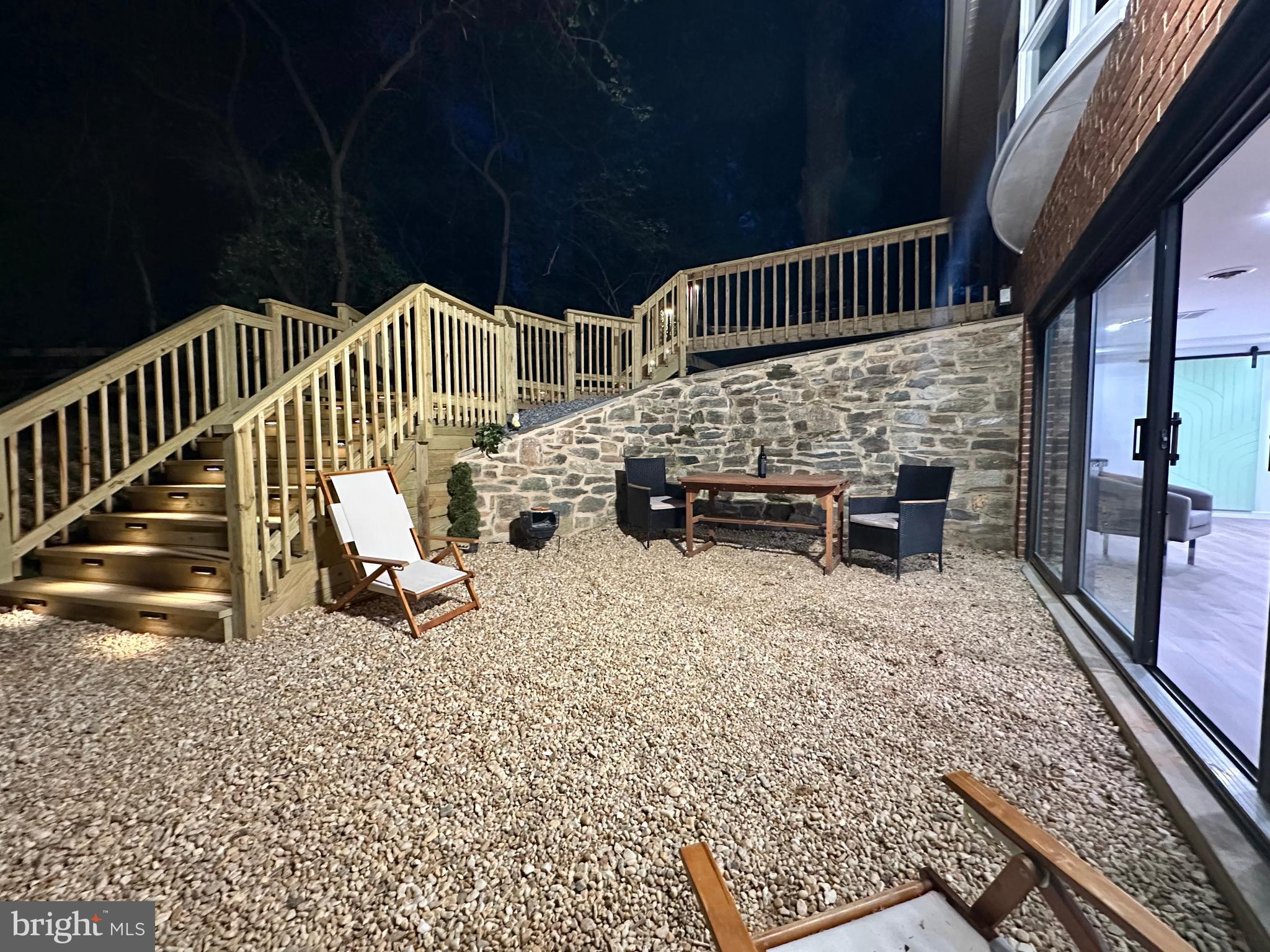 ASHTON POND - Residential