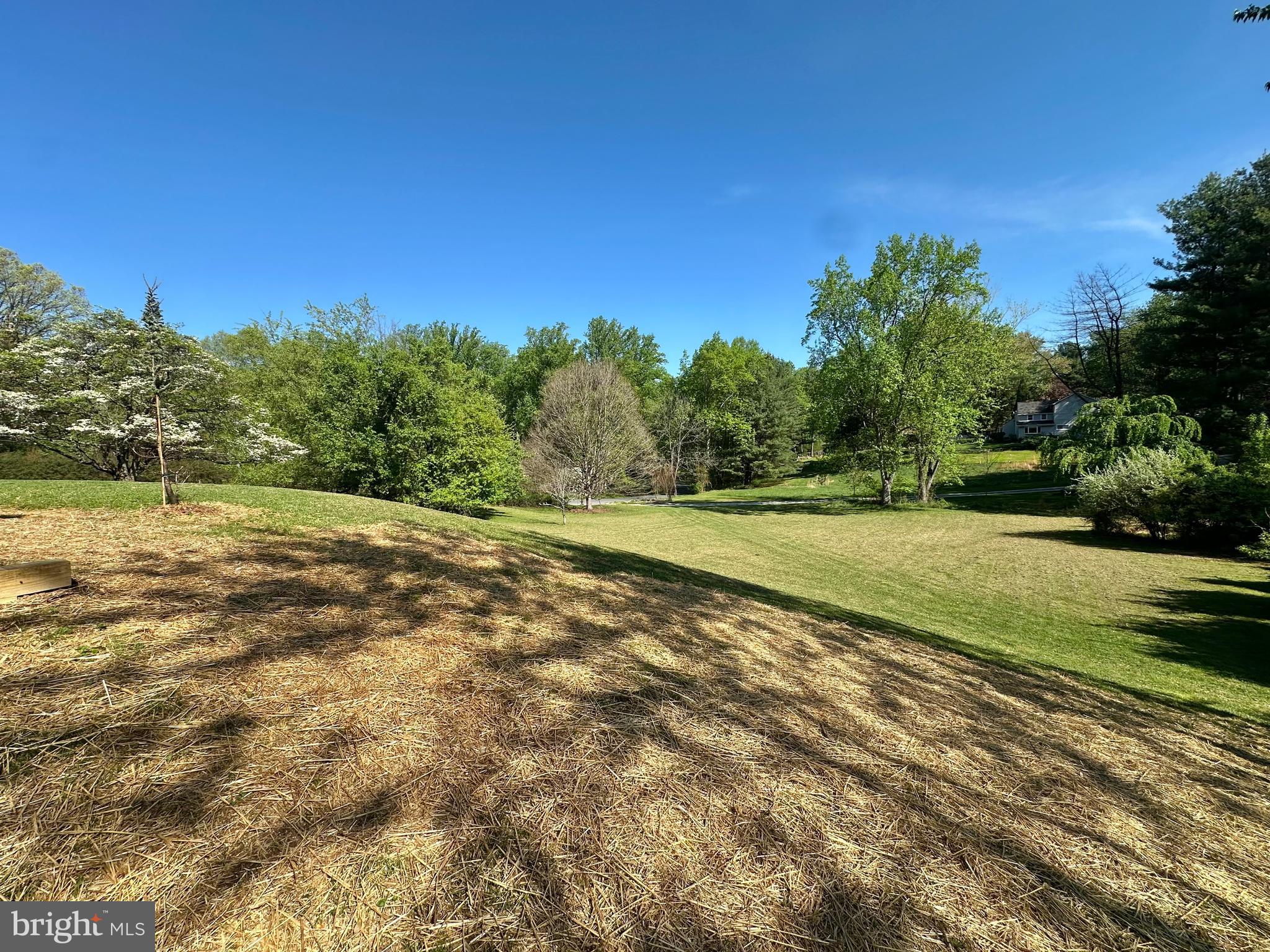 ASHTON POND - Residential