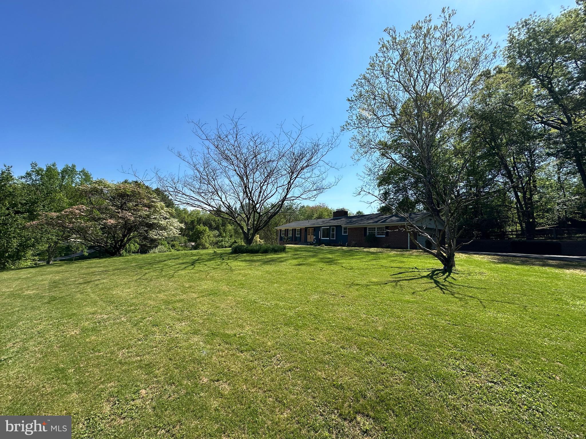 ASHTON POND - Residential