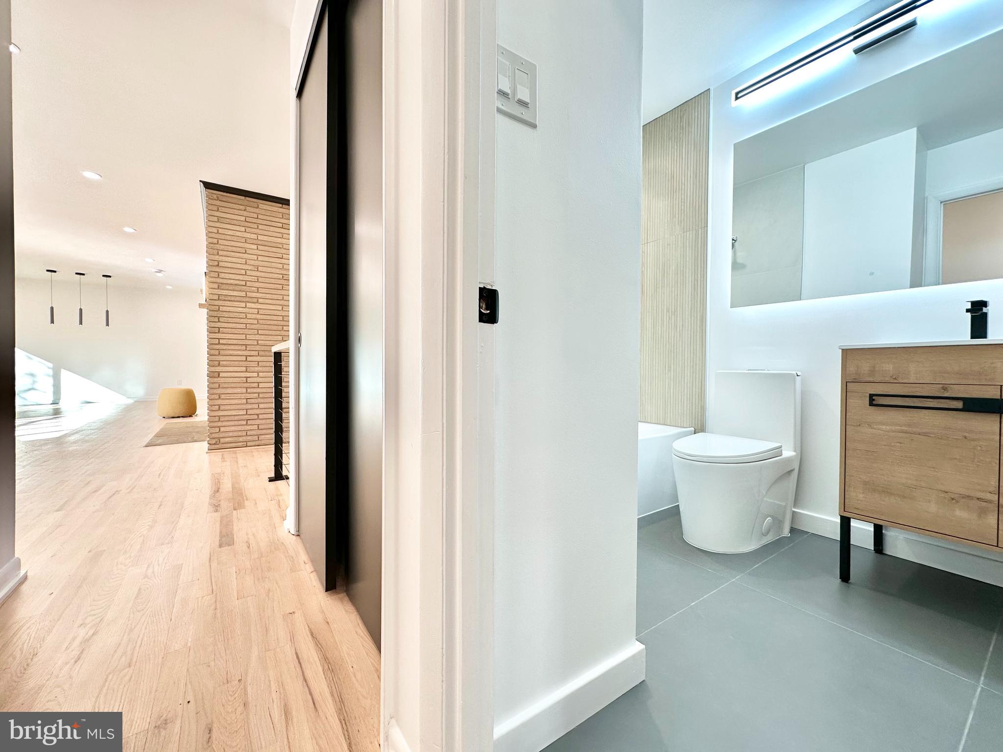 ASHTON POND - Residential