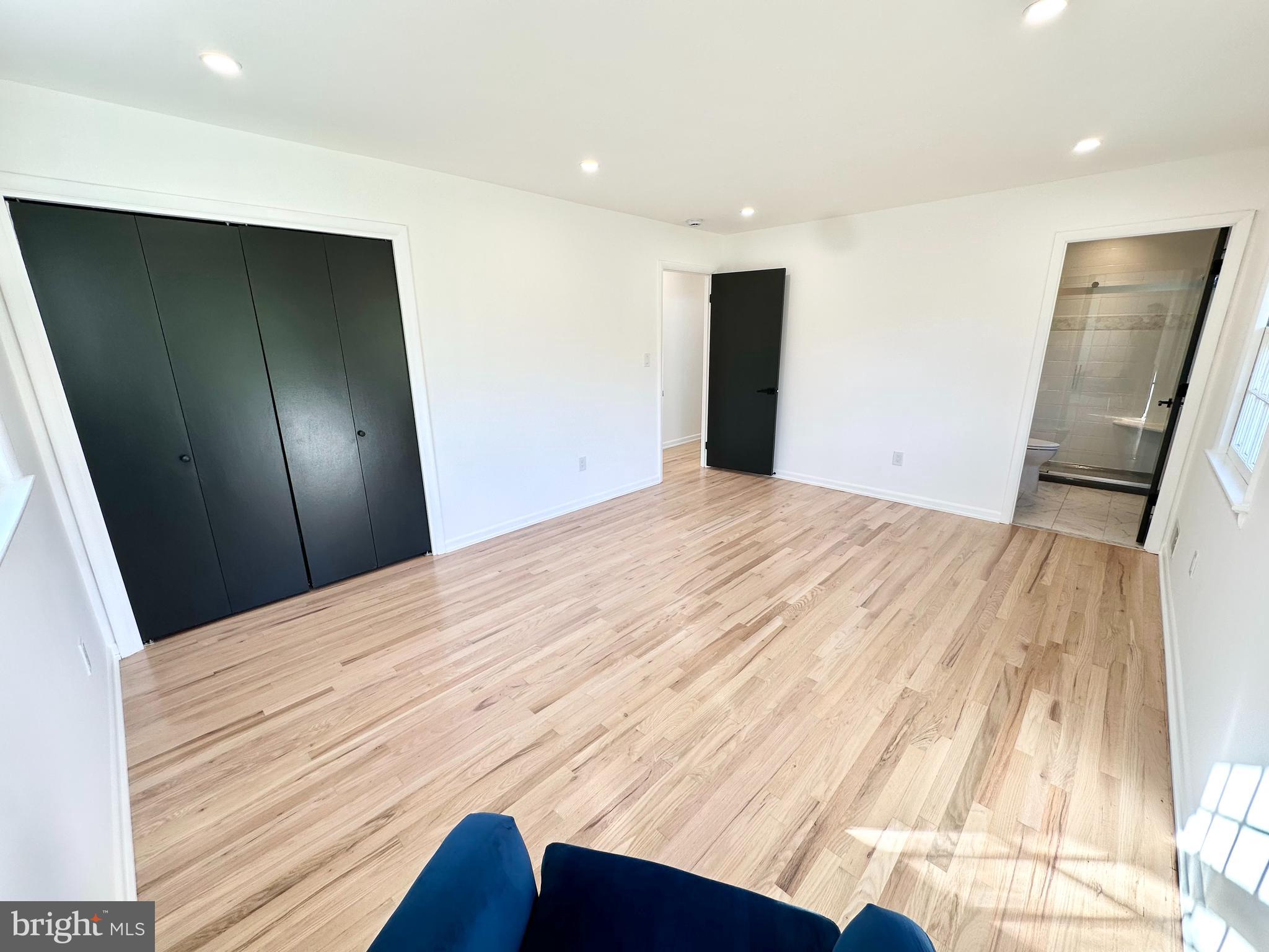 ASHTON POND - Residential